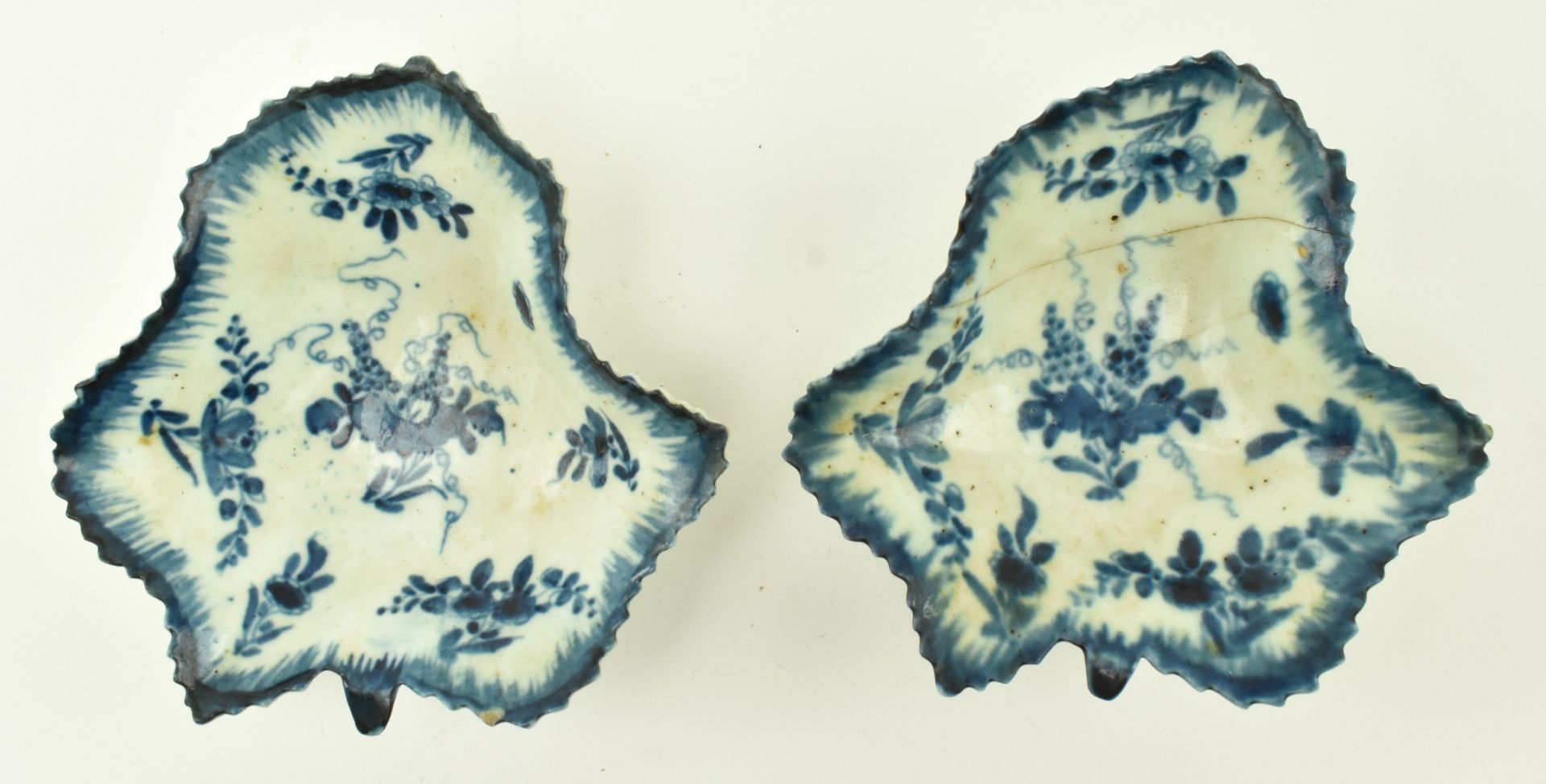 FOUR 18TH CENTURY WORCESTER BLUE & WHITE LEAF PICKLE DISHES - Image 3 of 9