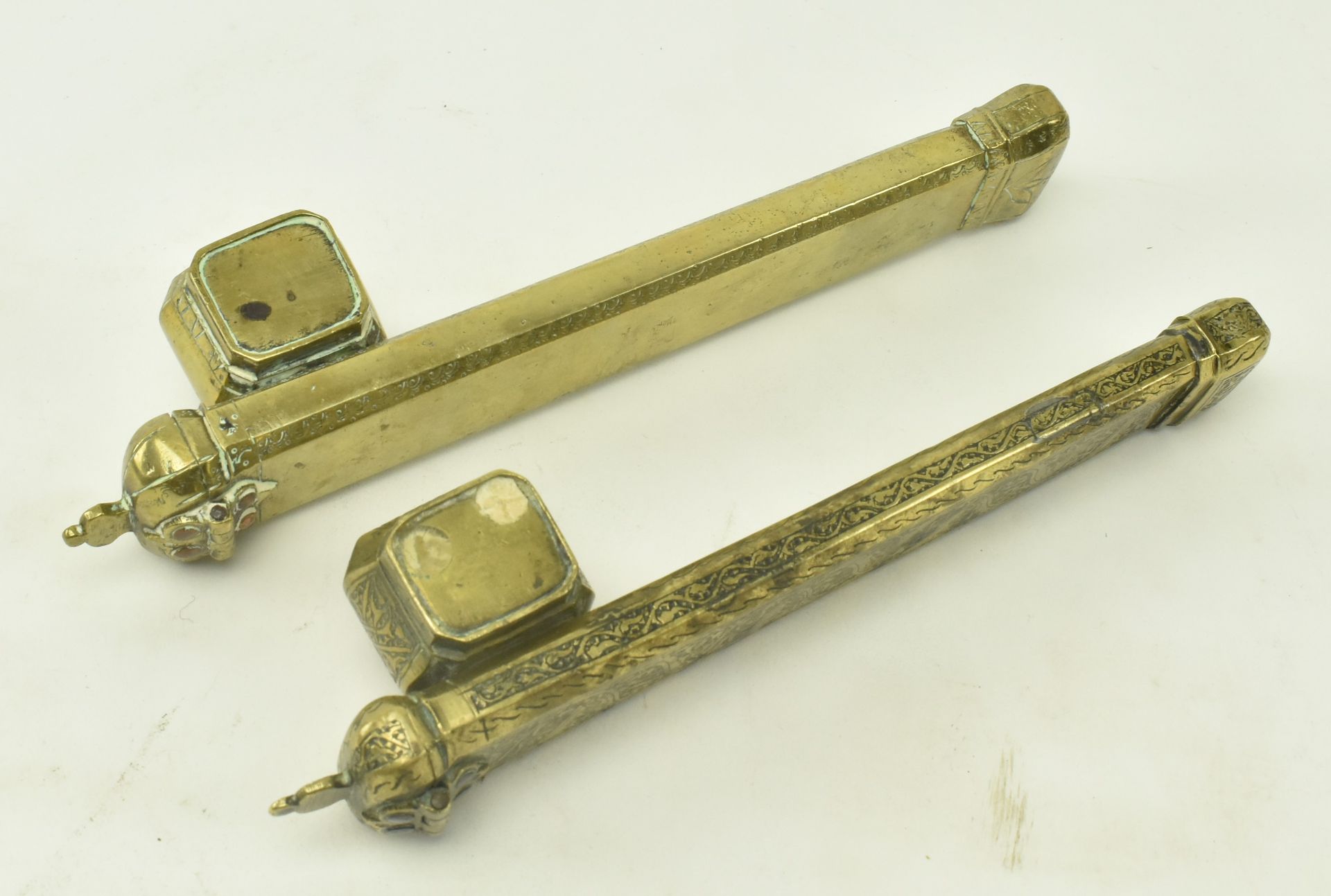 TWO OTTOMAN LATE 19TH CENTURY BRASS PEN & INK QALAMDAN DIVIT - Bild 7 aus 7