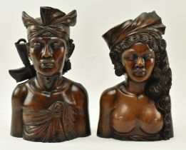 20TH CENTURY INDONESIAN KLUNGKUNG WOODEN CARVED COUPLE