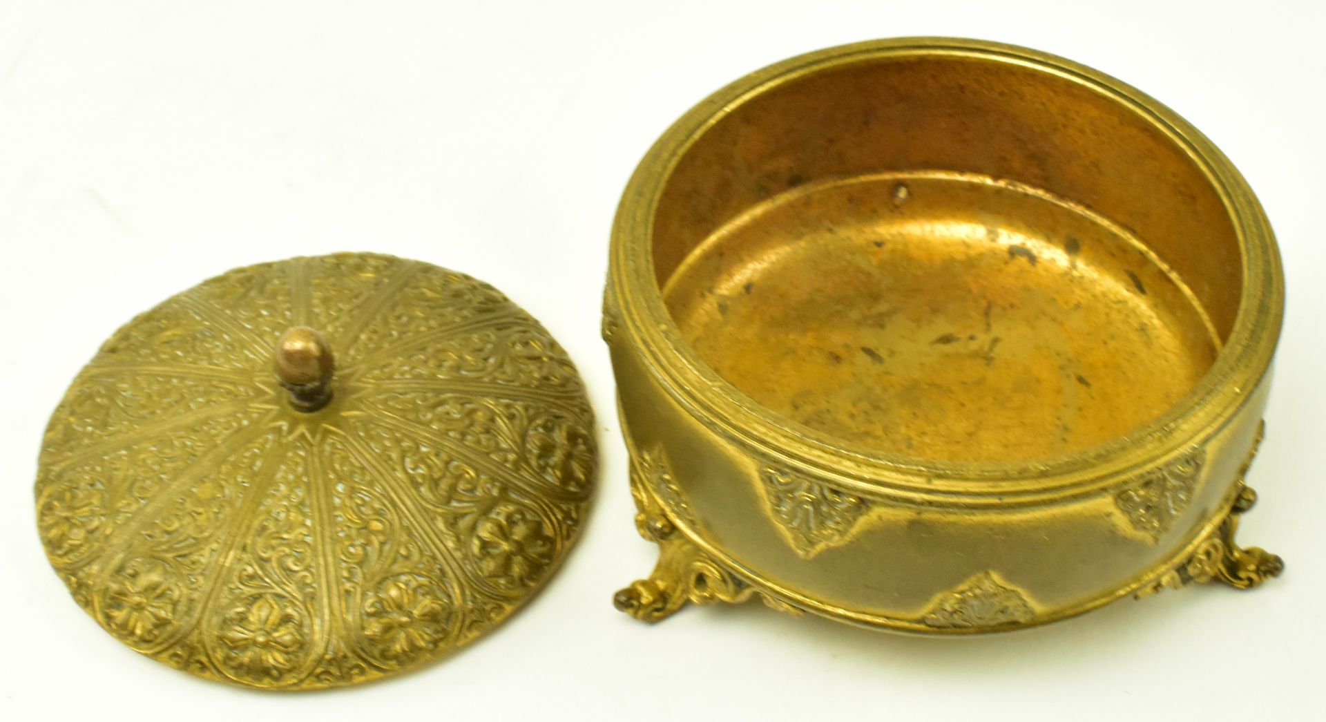 F. BARBEDIENNE (1810-1892) - BELLE EPOQUE BRASS TRINKET BOX - Bild 3 aus 5