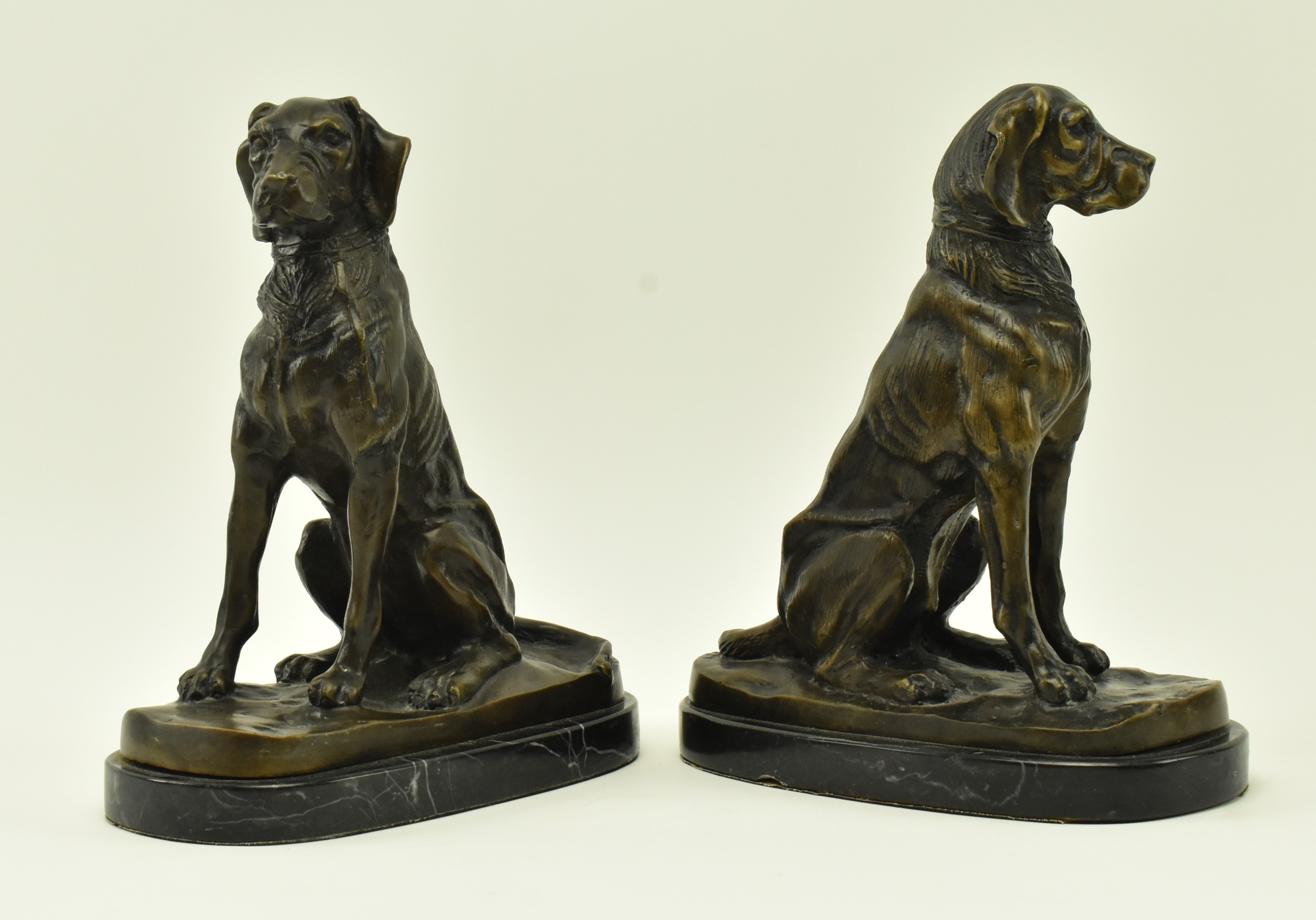 PAIR VICTORIAN REVIVAL HOLLOW BRONZE HUNTING DOG BOOK ENDS - Image 4 of 5