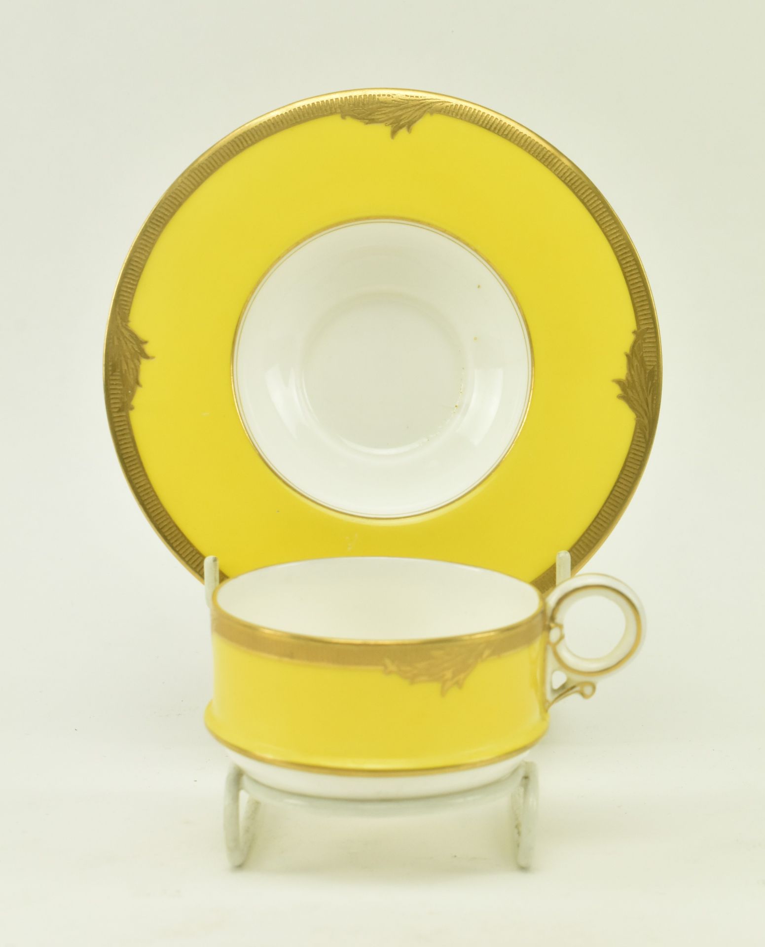 EARLY 20TH CENTURY ROYAL WORCESTER YELLOW TEACUP & SAUCER - Image 2 of 7