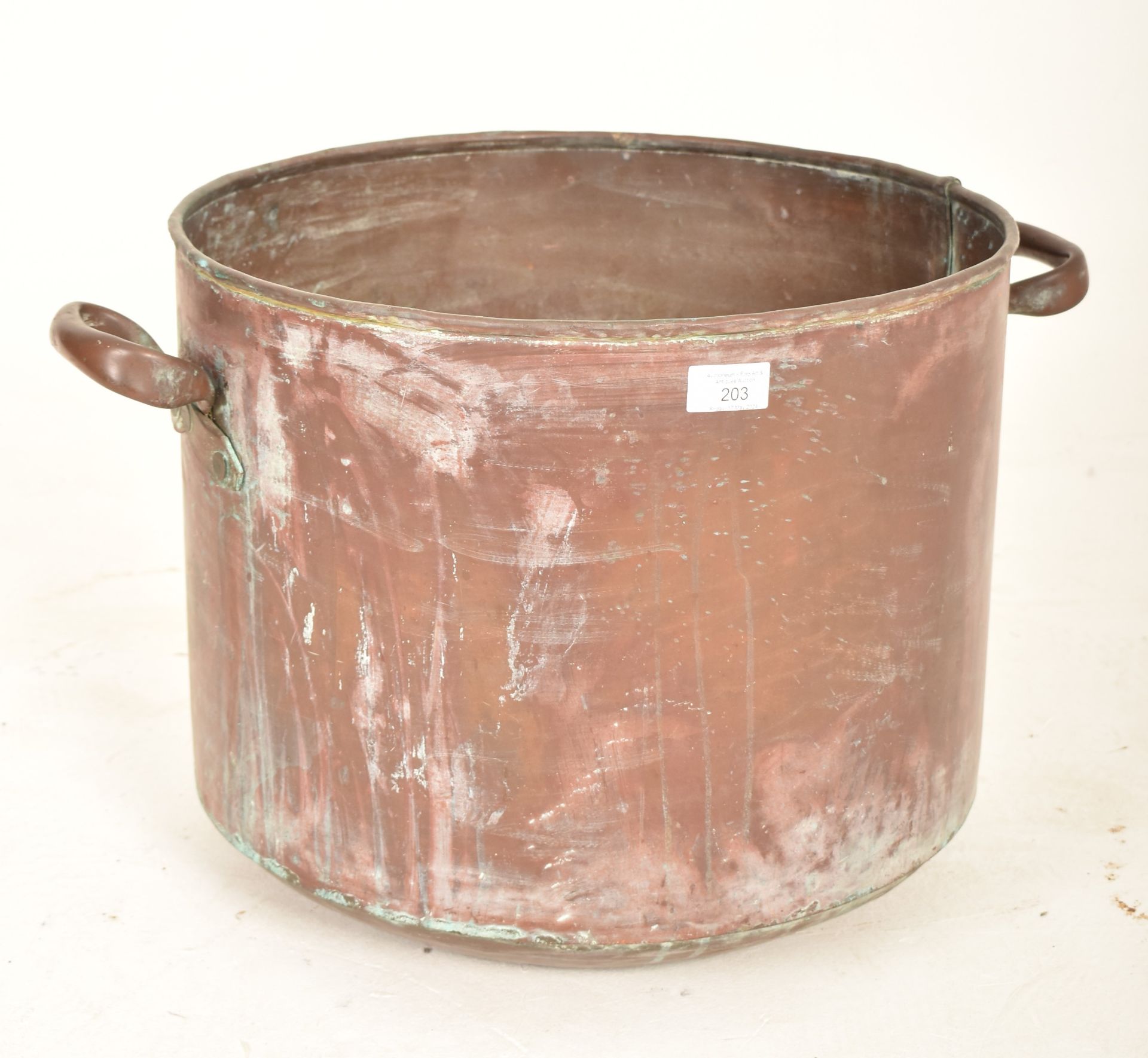 19TH CENTURY COPPER TWIN HANDLED CAULDRON POT