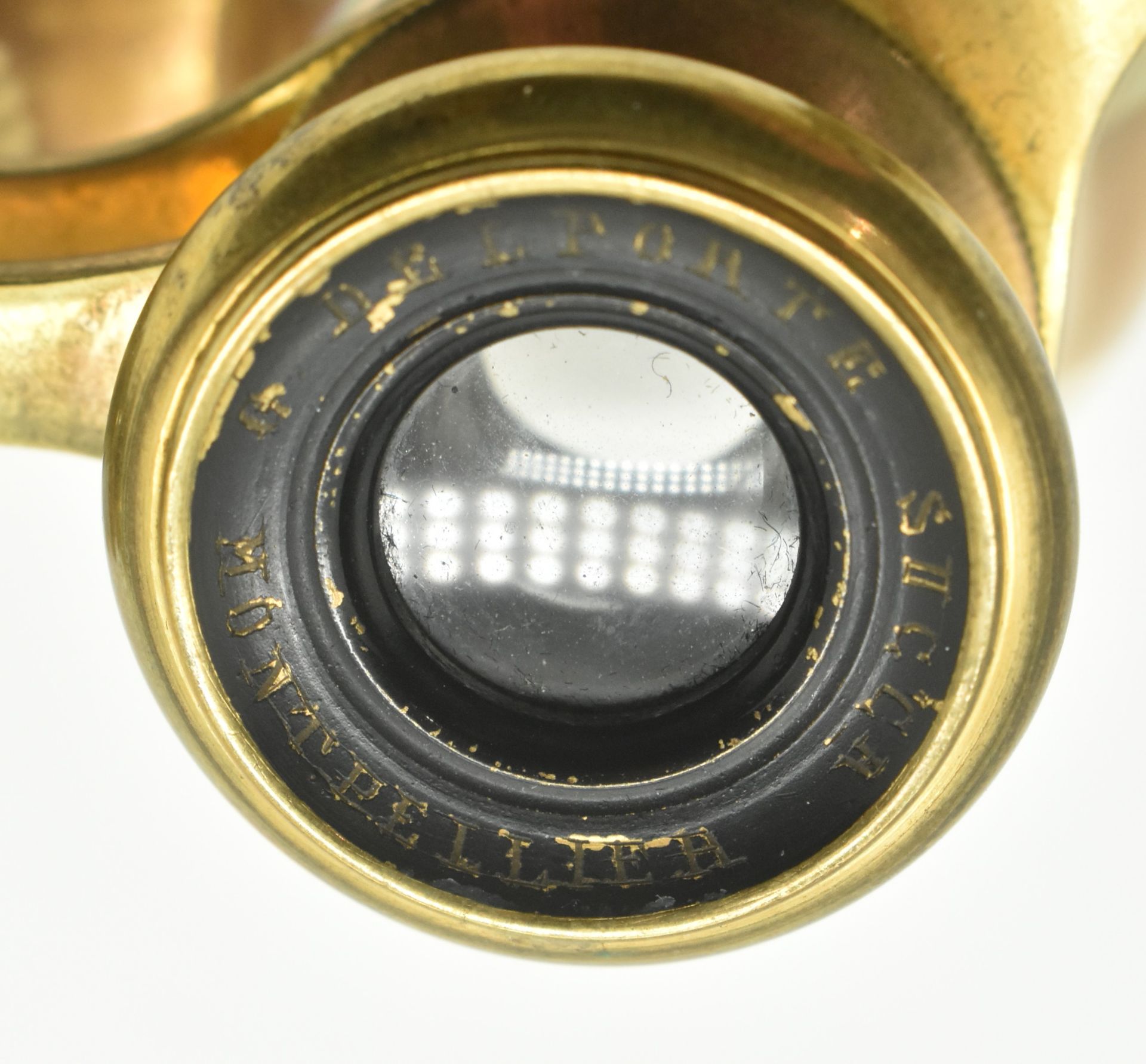 FRENCH 19TH CENTURY PAIR OF MOTHER OF PEARL OPERA GLASSES - Image 5 of 7