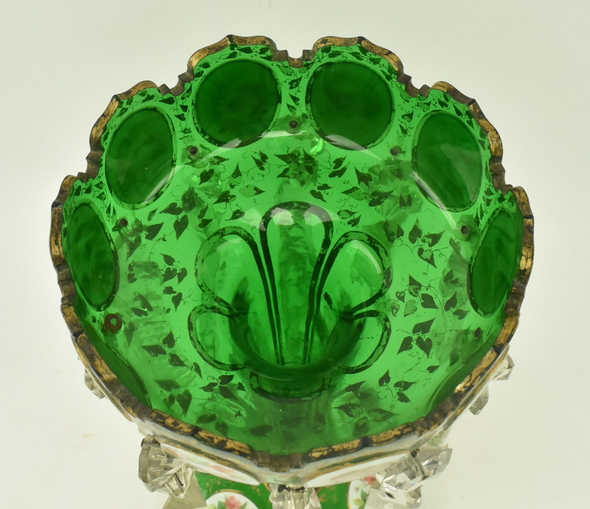 VICTORIAN BOHEMIAN GREEN GLASS & ENAMEL TABLE LUSTRE - Image 2 of 7