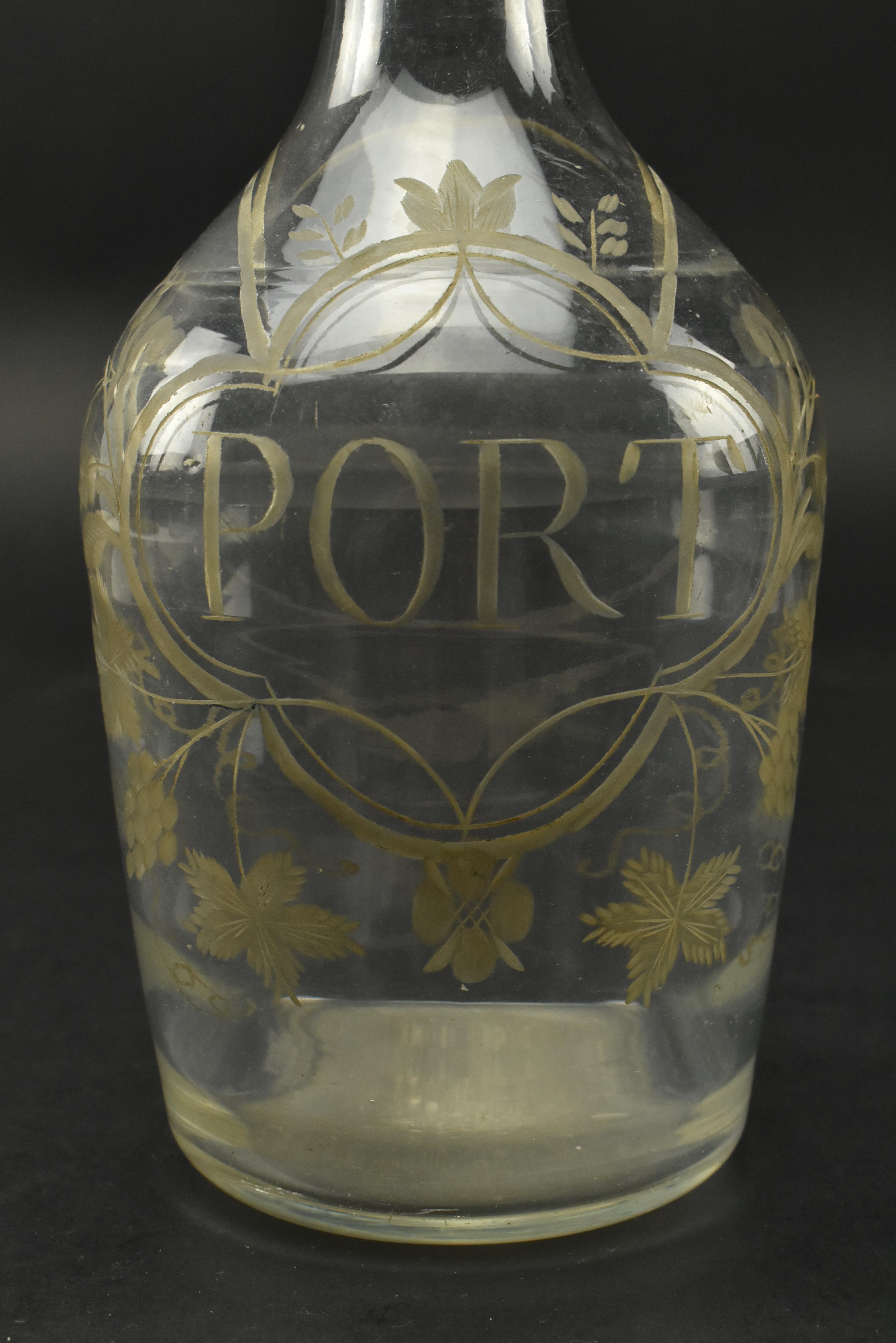 C1770 GEORGE III LYNN GLASS ETCHED PORT DECANTER - Image 5 of 6