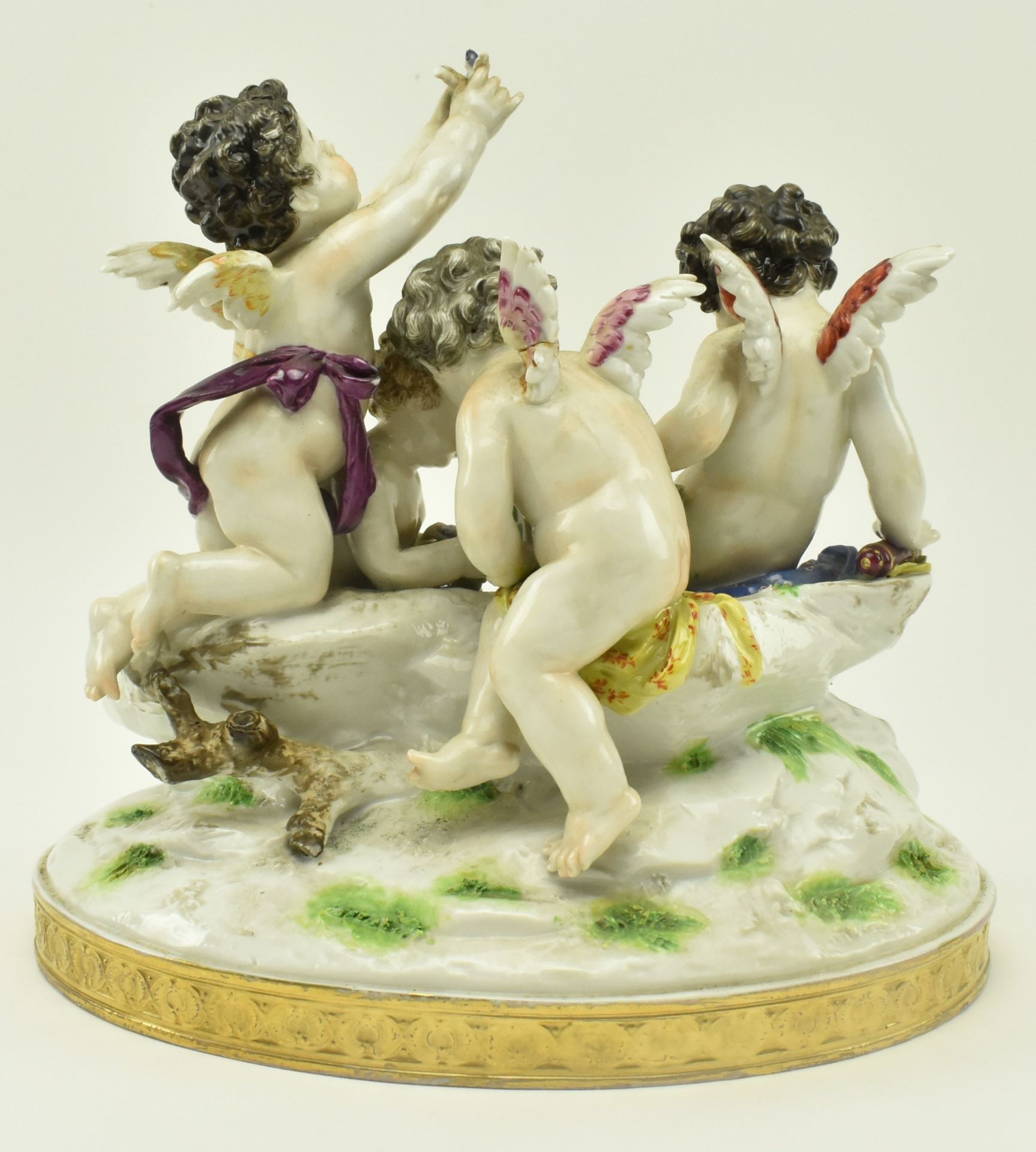 BELIEVED RUDOLSTADT - C1900 PORCELAIN CHERUBS CENTREPIECE - Image 3 of 7