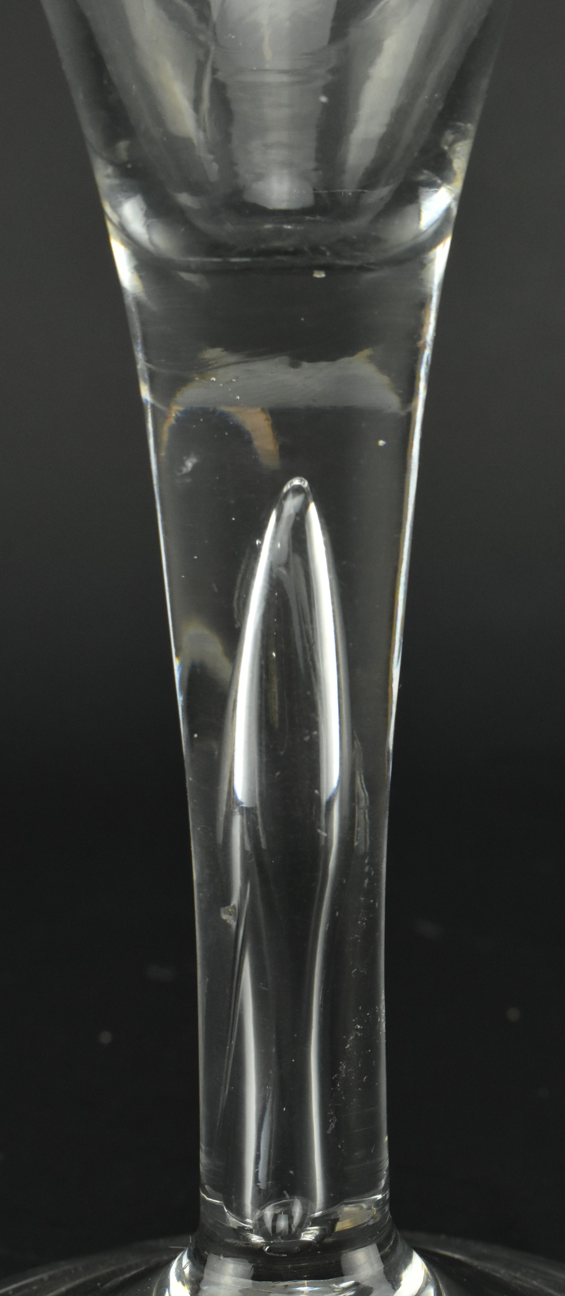 GEORGE II C.1750 HAND BLOWN BUBBLE STEM WINE GLASS - Image 4 of 6