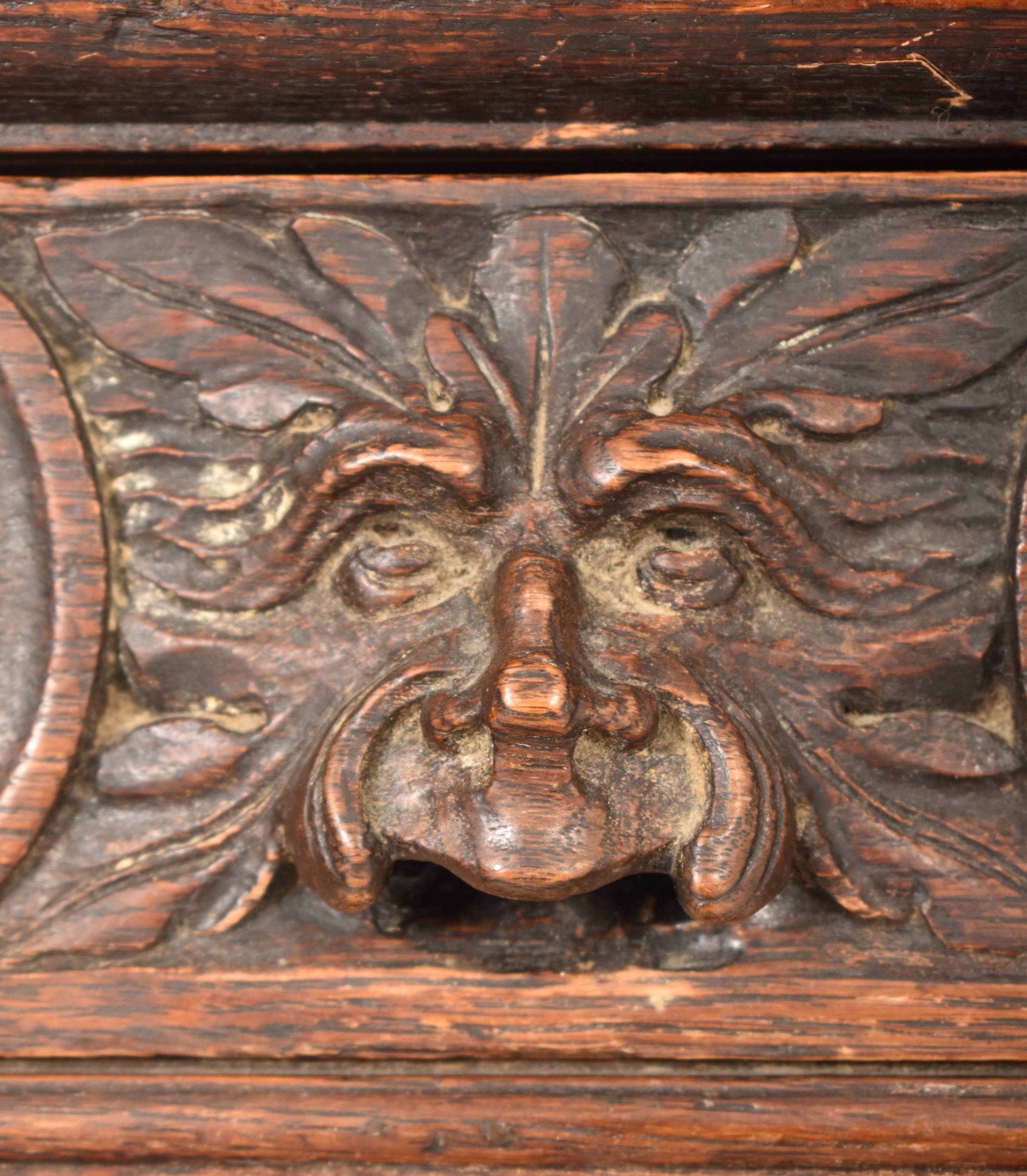 FLEMISH 19TH CENTURY CARVED OAK COURT CUPBOARD - Image 4 of 10