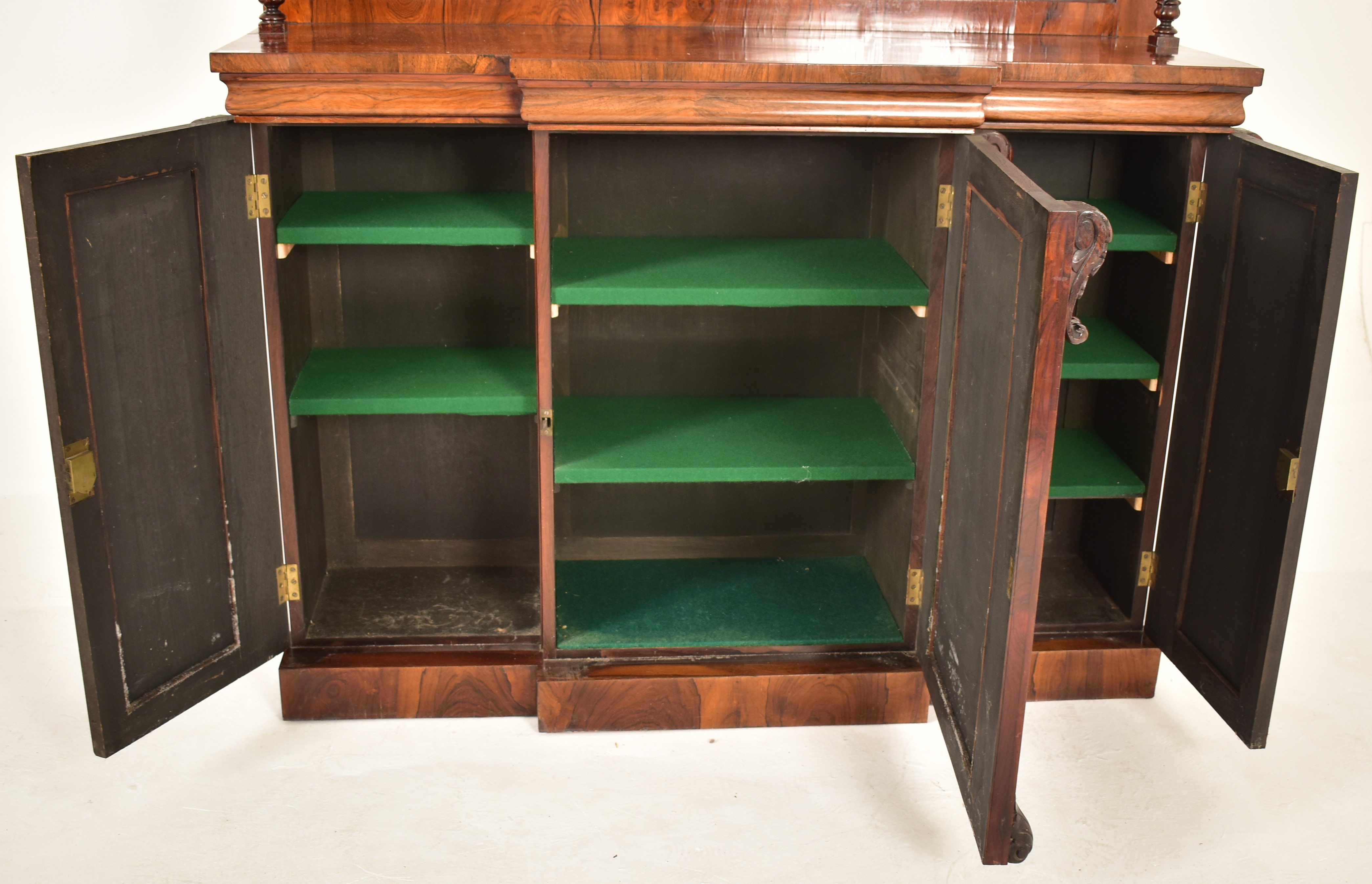 EARLY VICTORIAN FLAME MAHOGANY CHIFFONIER CABINET - Image 4 of 6