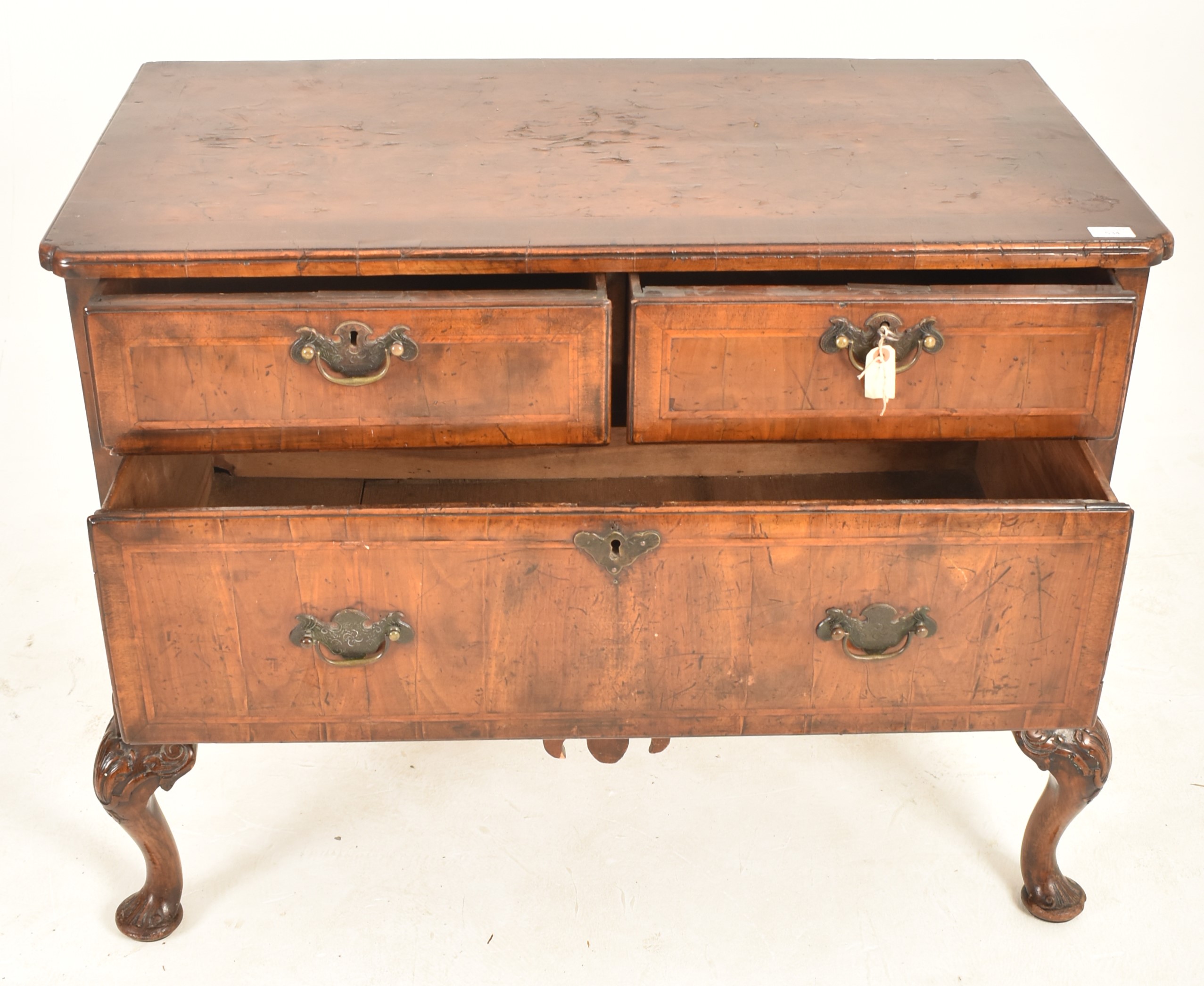 QUEEN ANNE 18TH CENTURY WALNUT & BOXWOOD CHEST ON STAND - Image 3 of 5