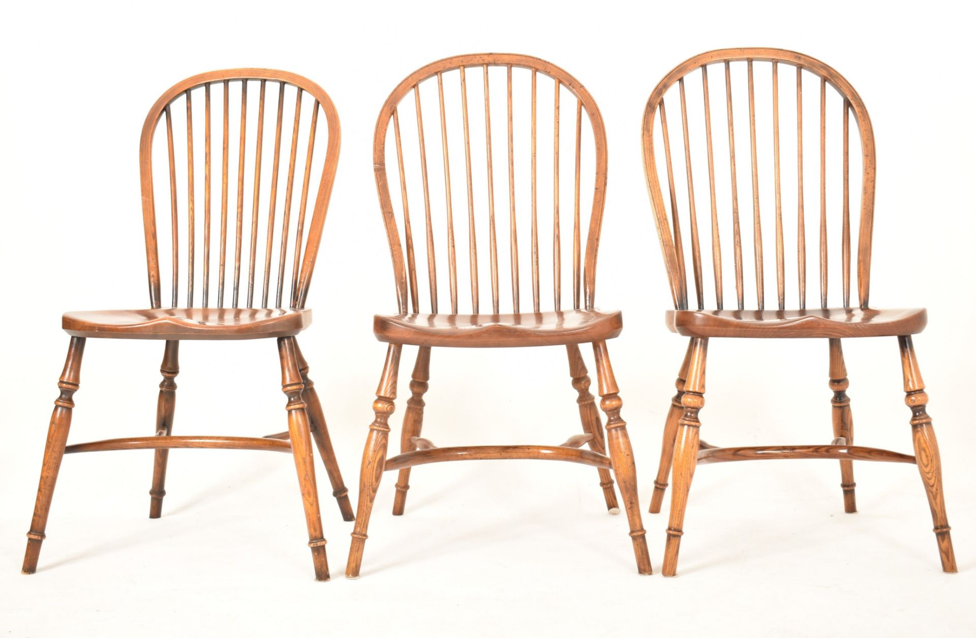 STEWART LINFORD FURNITURE - SIX WINDSOR STYLE STICK BACK CHAIRS - Image 8 of 8