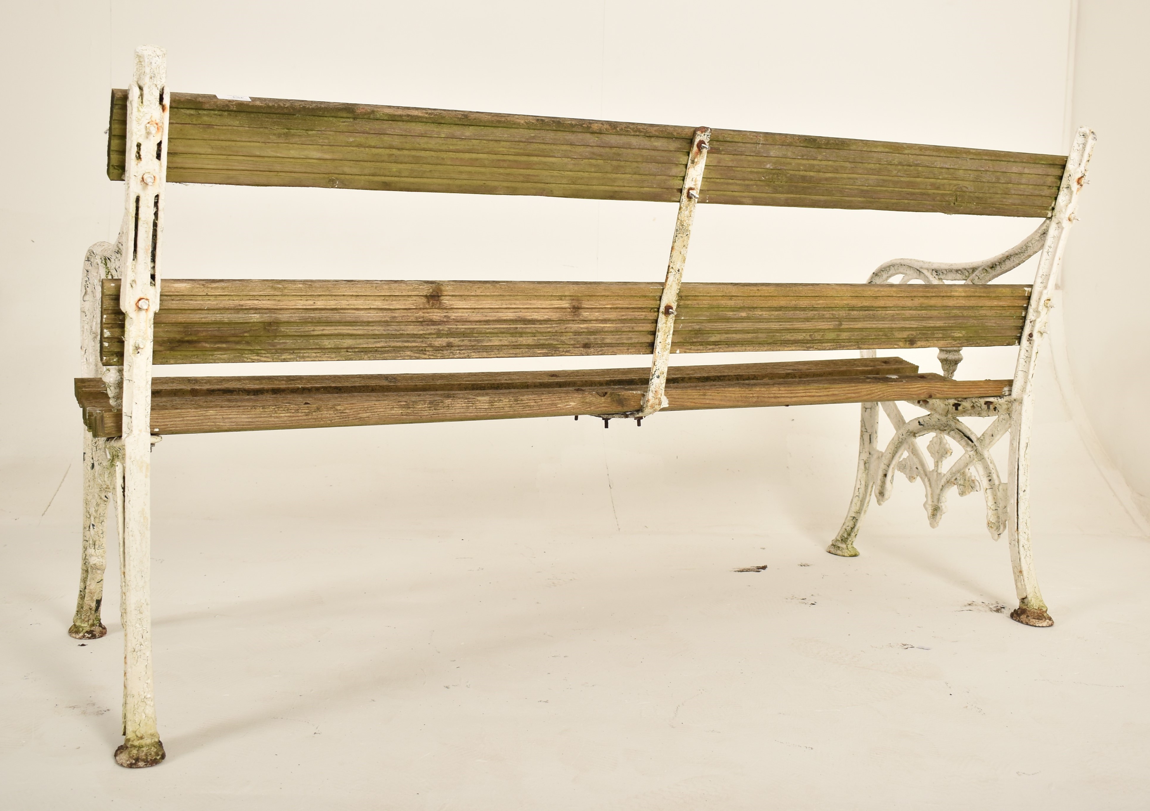 19TH CENTURY VICTORIAN CAST IRON GARDEN BENCH - Image 4 of 4