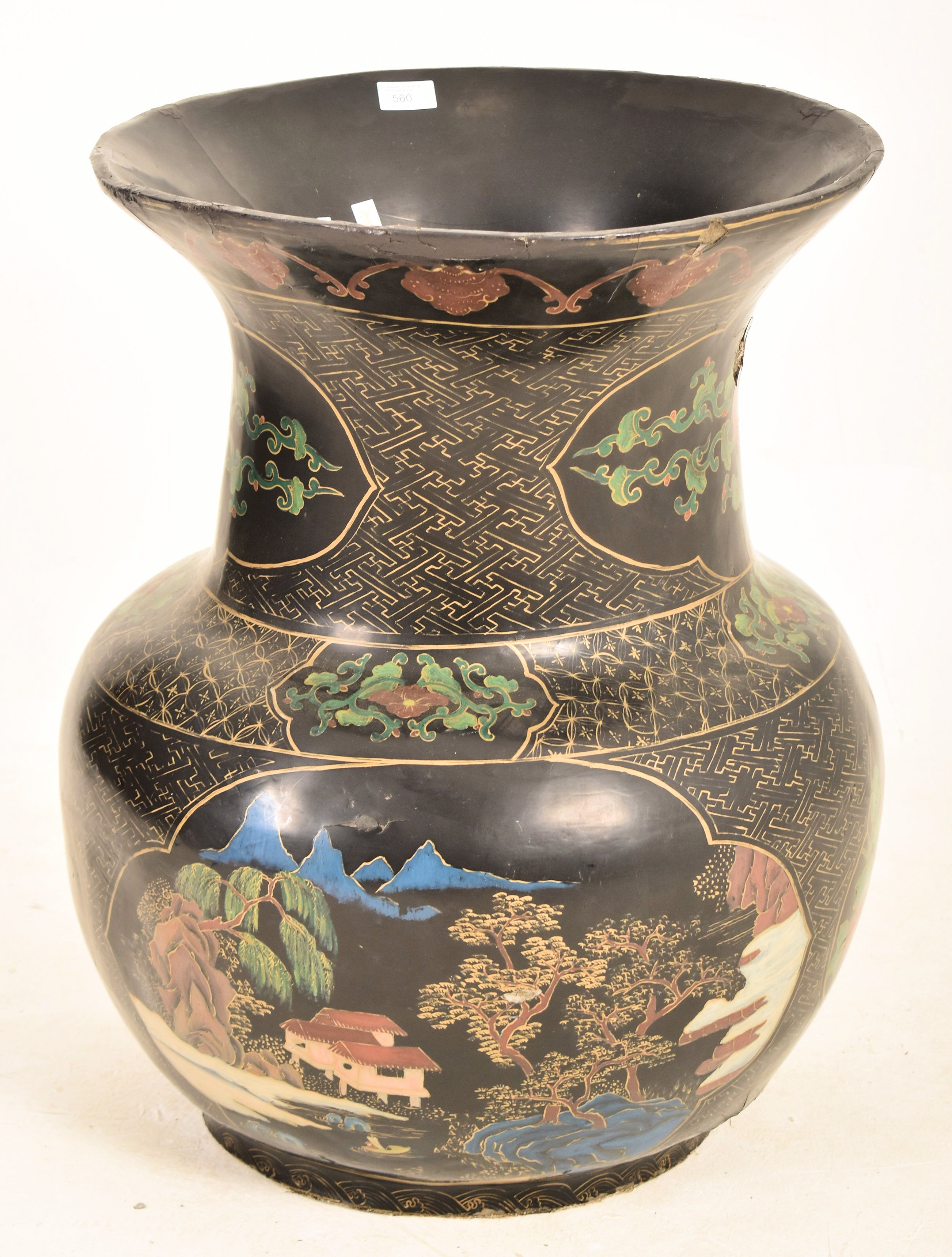 LARGE CHINESE EARLY 20TH CENTURY LACQUERED FLOOR VASE