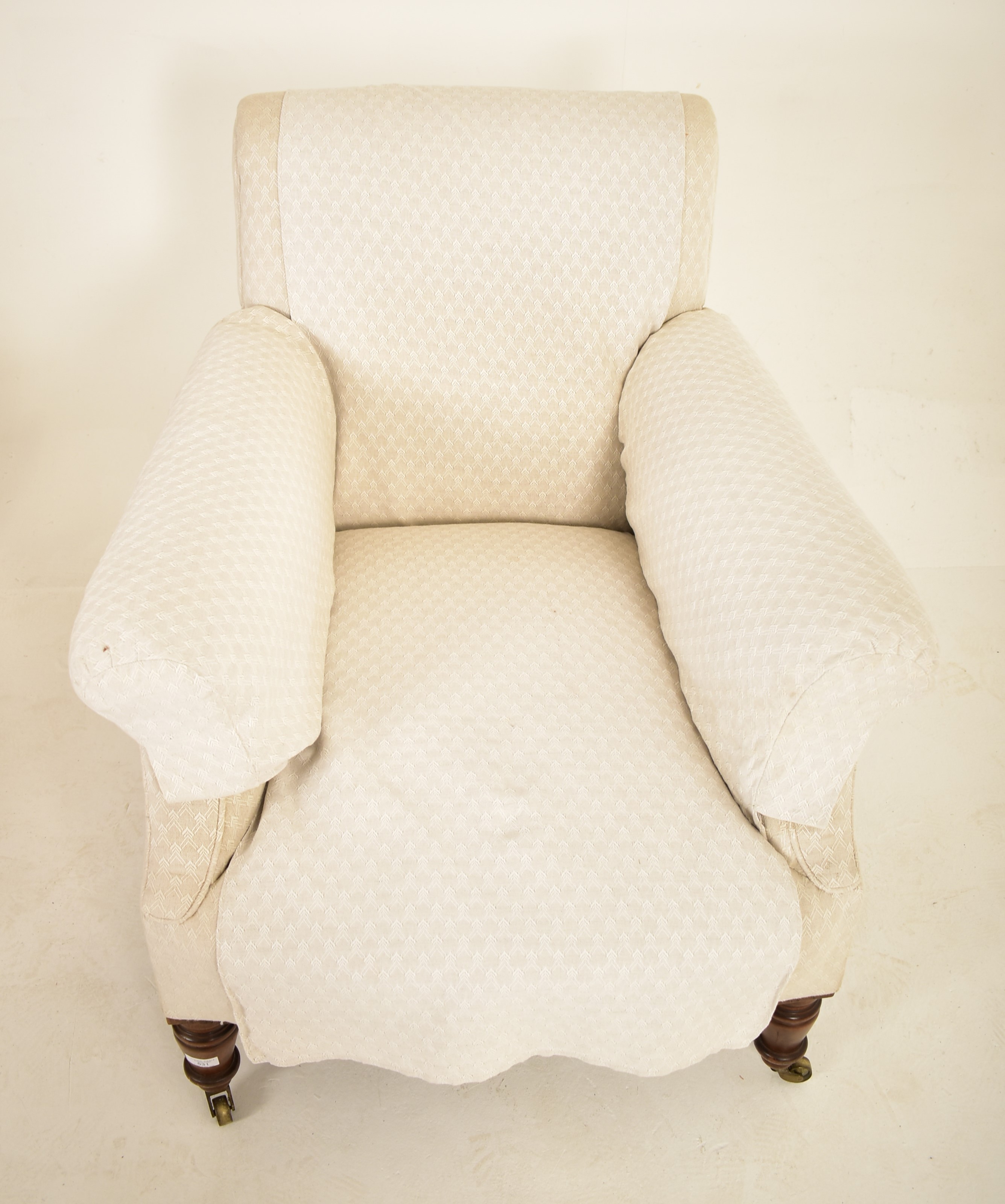 HOWARD & SONS STYLE VICTORIAN UPHOLSTERED ARMCHAIR - Image 3 of 7