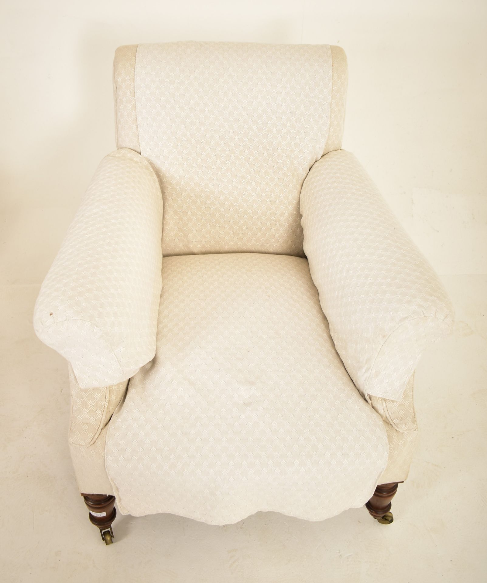 HOWARD & SONS STYLE VICTORIAN UPHOLSTERED ARMCHAIR - Image 3 of 7