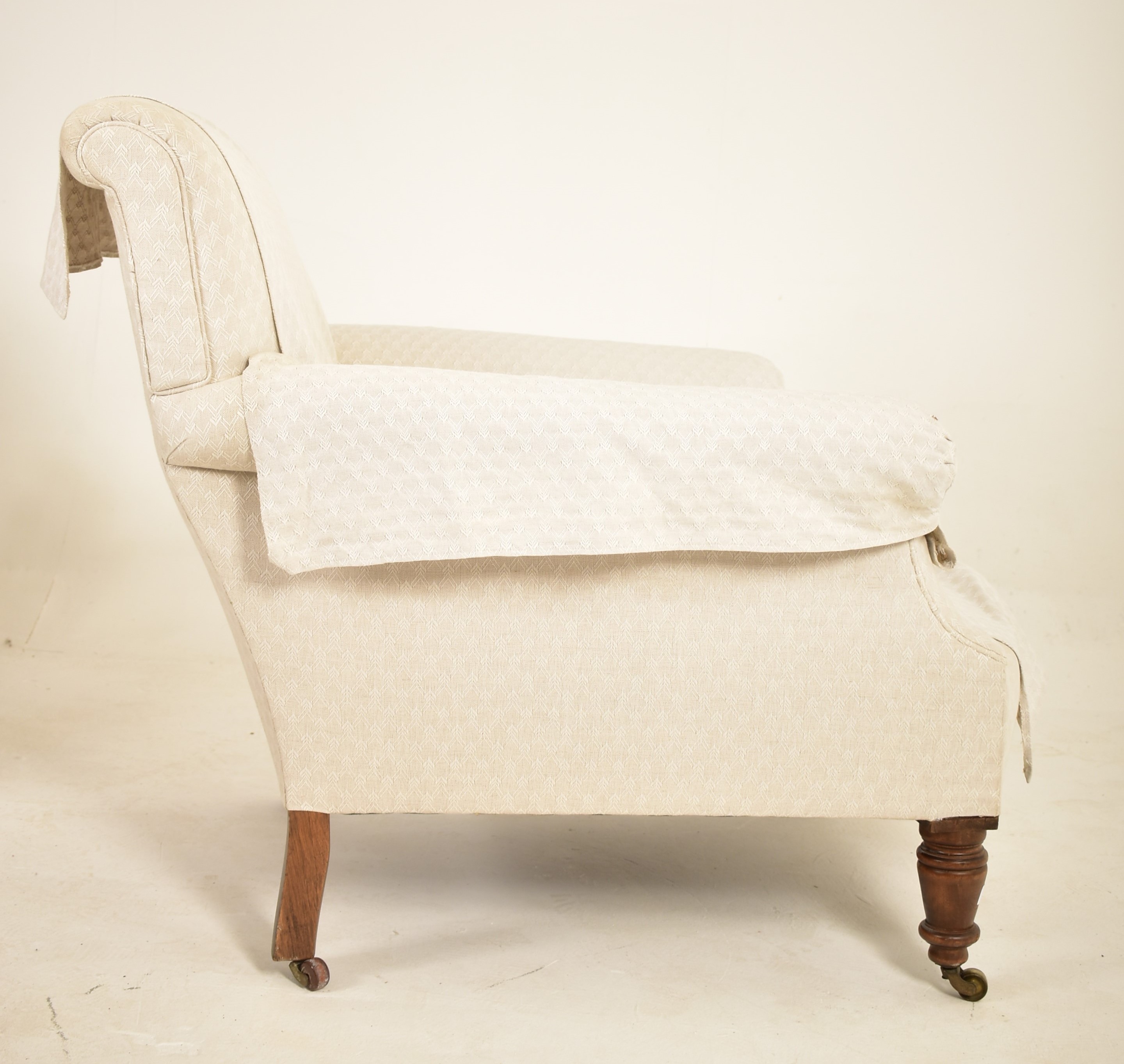 HOWARD & SONS STYLE VICTORIAN UPHOLSTERED ARMCHAIR - Image 6 of 7