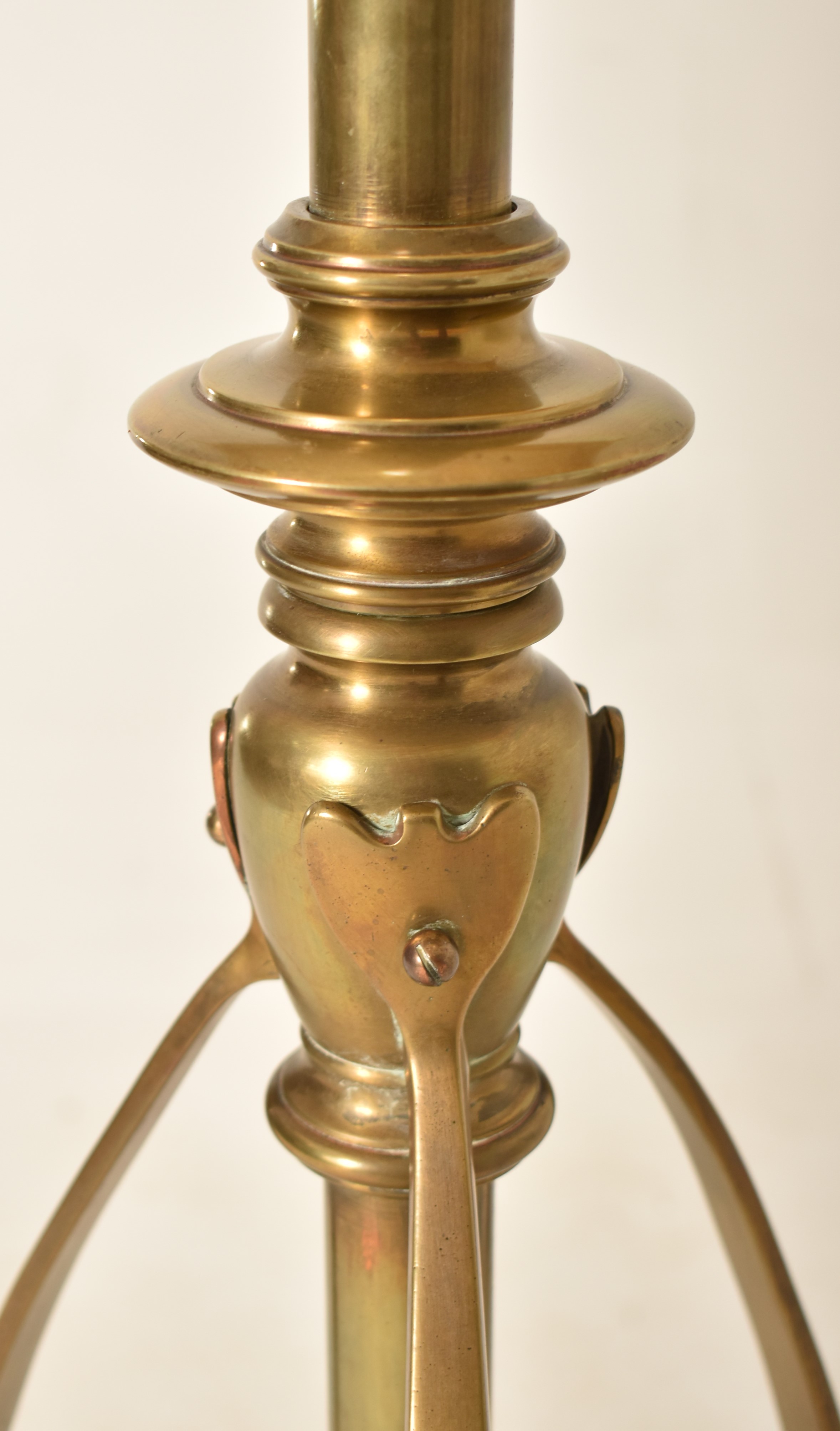 ARTS & CRAFTS HAMMERED COPPER & BRASS STANDARD LAMP - Bild 4 aus 5