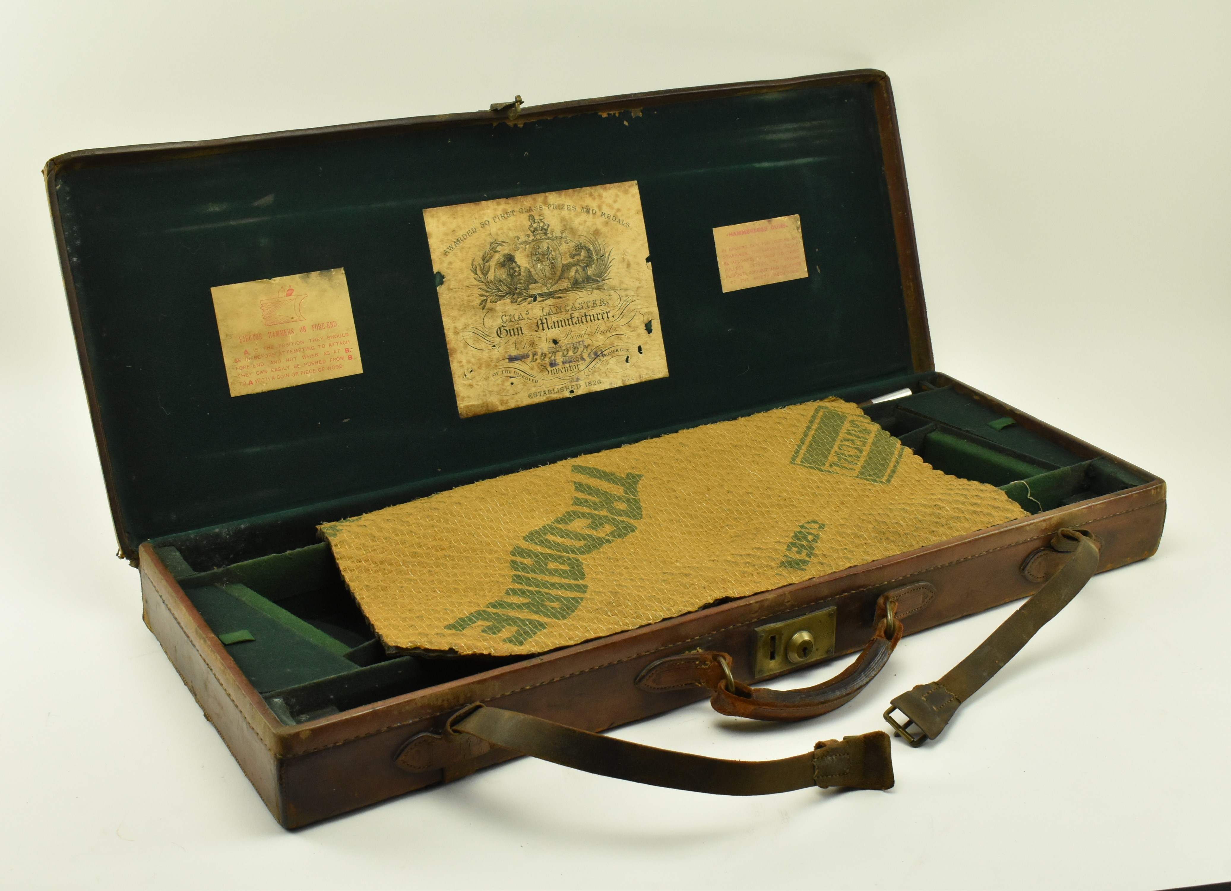 VICTORIAN DOUBLE SHOTGUN CASE OF THE VISCOUNT LONG - Image 4 of 7