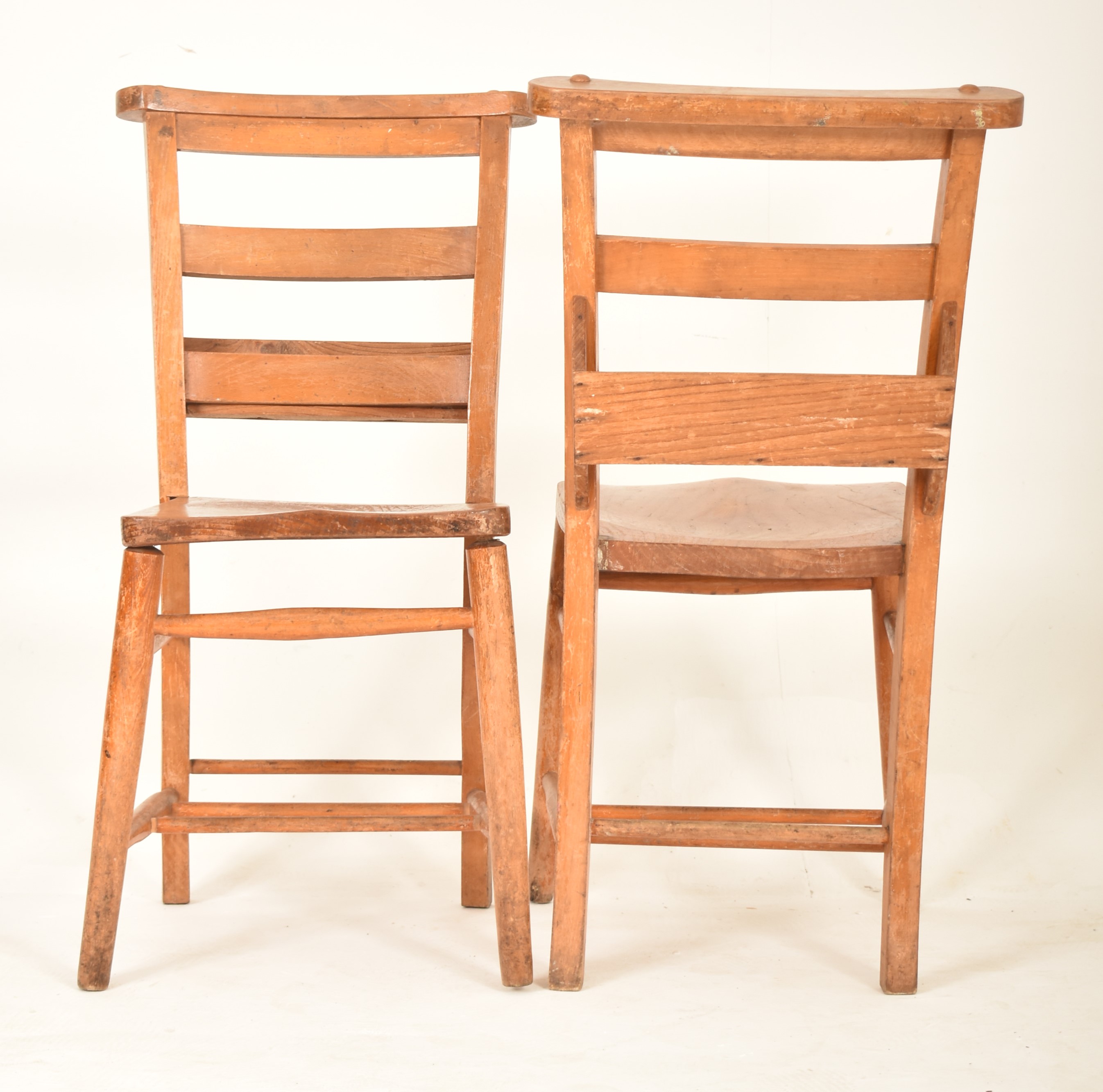 TWELVE VICTORIAN BEECH & ELM CHAPEL STYLE CHAIRS - Bild 2 aus 5