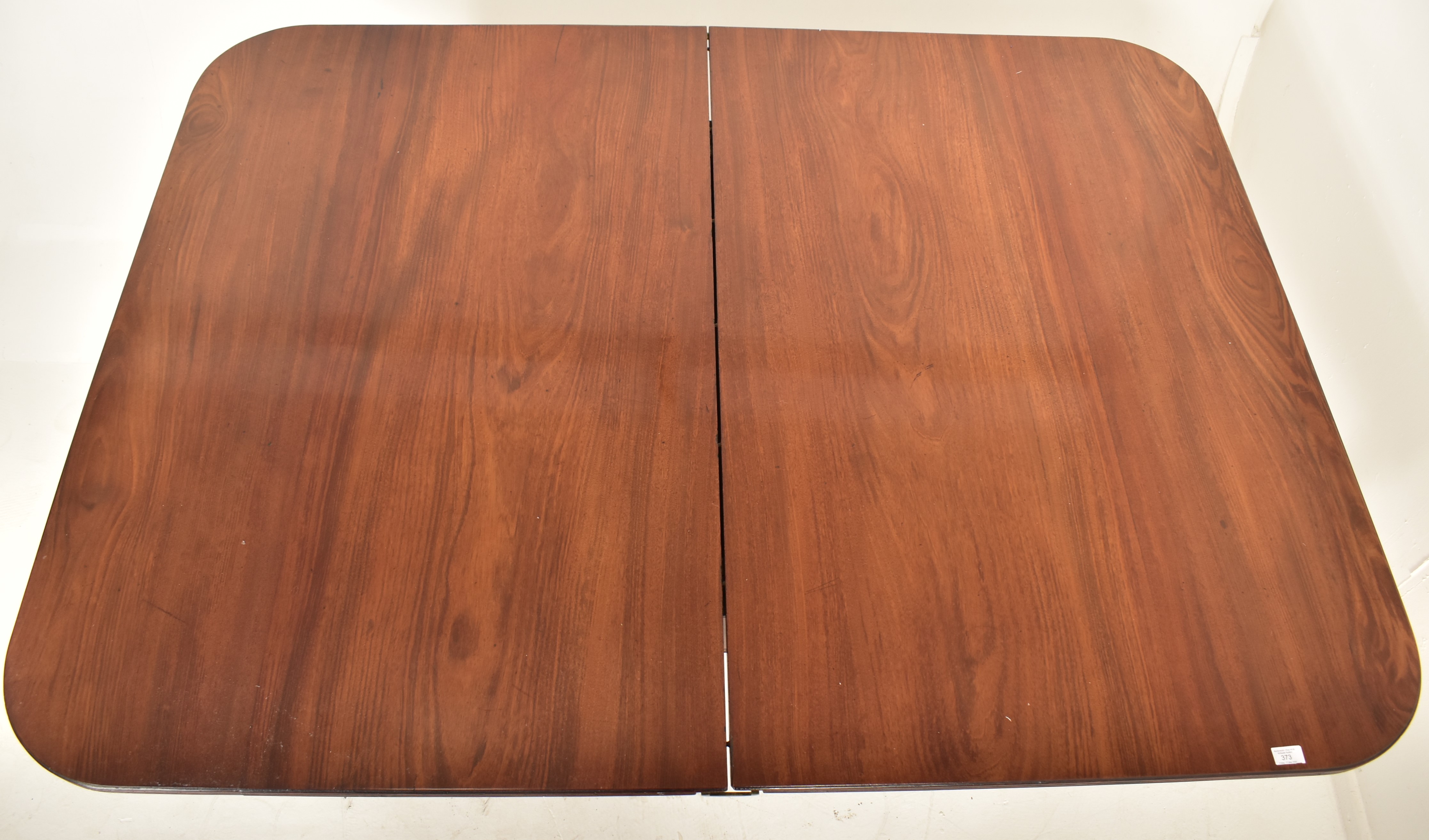 MORGAN & SANDERS - 19TH CENTURY MAHOGANY DINING TABLE - Image 2 of 7