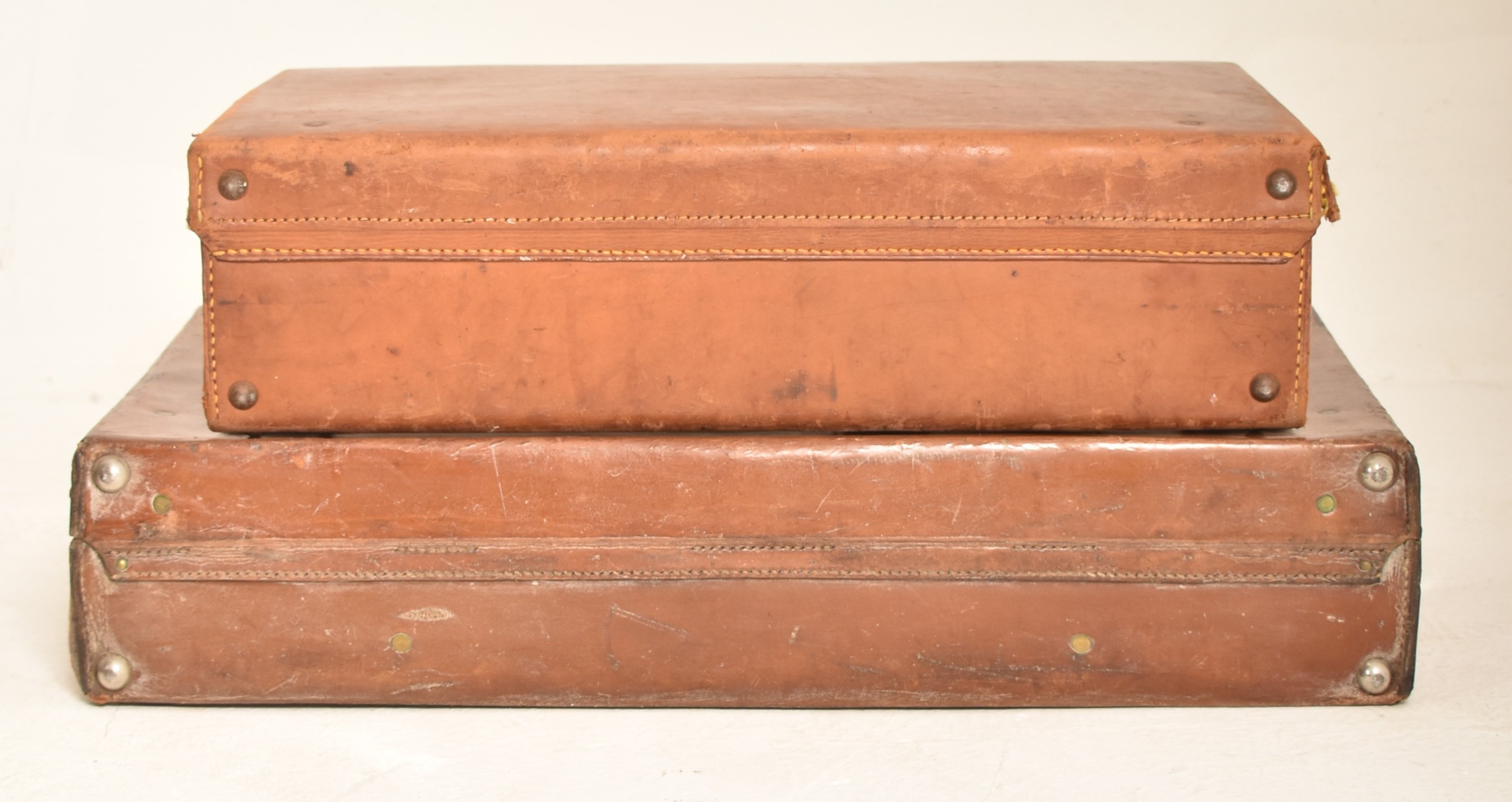 PAIR OF VINTAGE 20TH CENTURY TAN BROWN LEATHER SUITCASES - Image 5 of 5