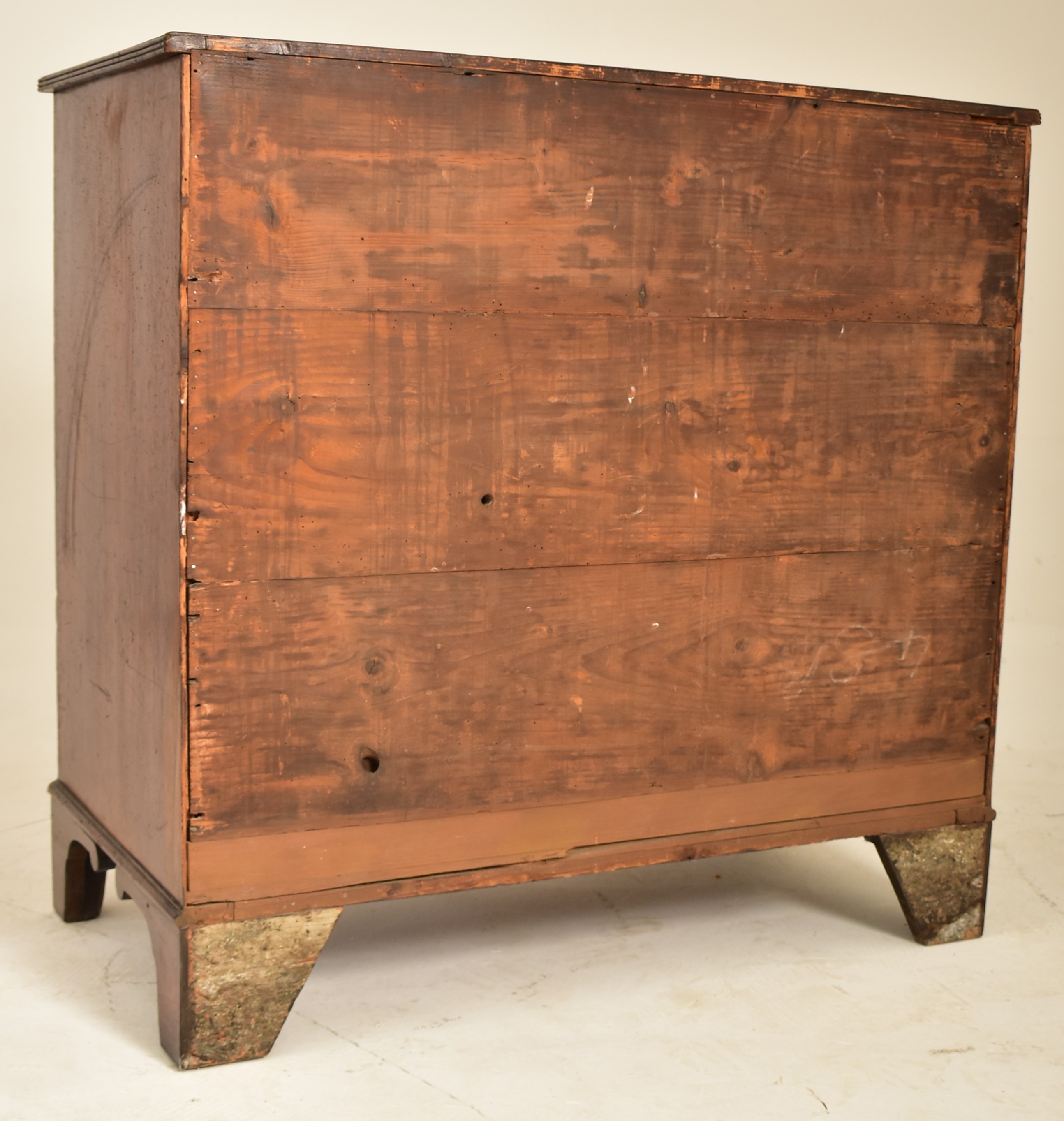 GEORGE III 18TH CENTURY MAHOGANY CHEST OF DRAWERS - Image 6 of 6