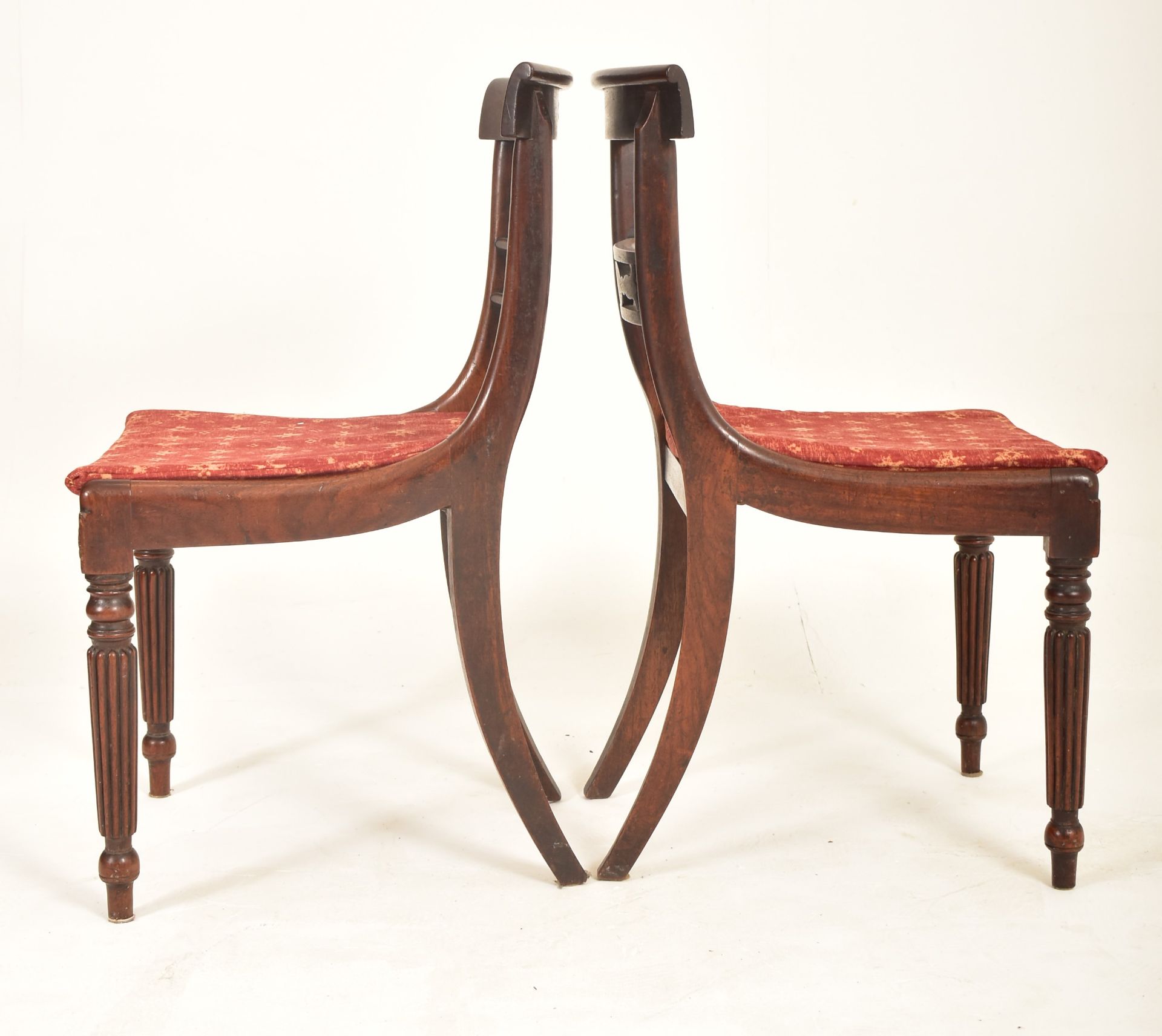 VICTORIAN 19TH CENTURY MAHOGANY & ROSEWOOD DINING SUITE - Image 6 of 8