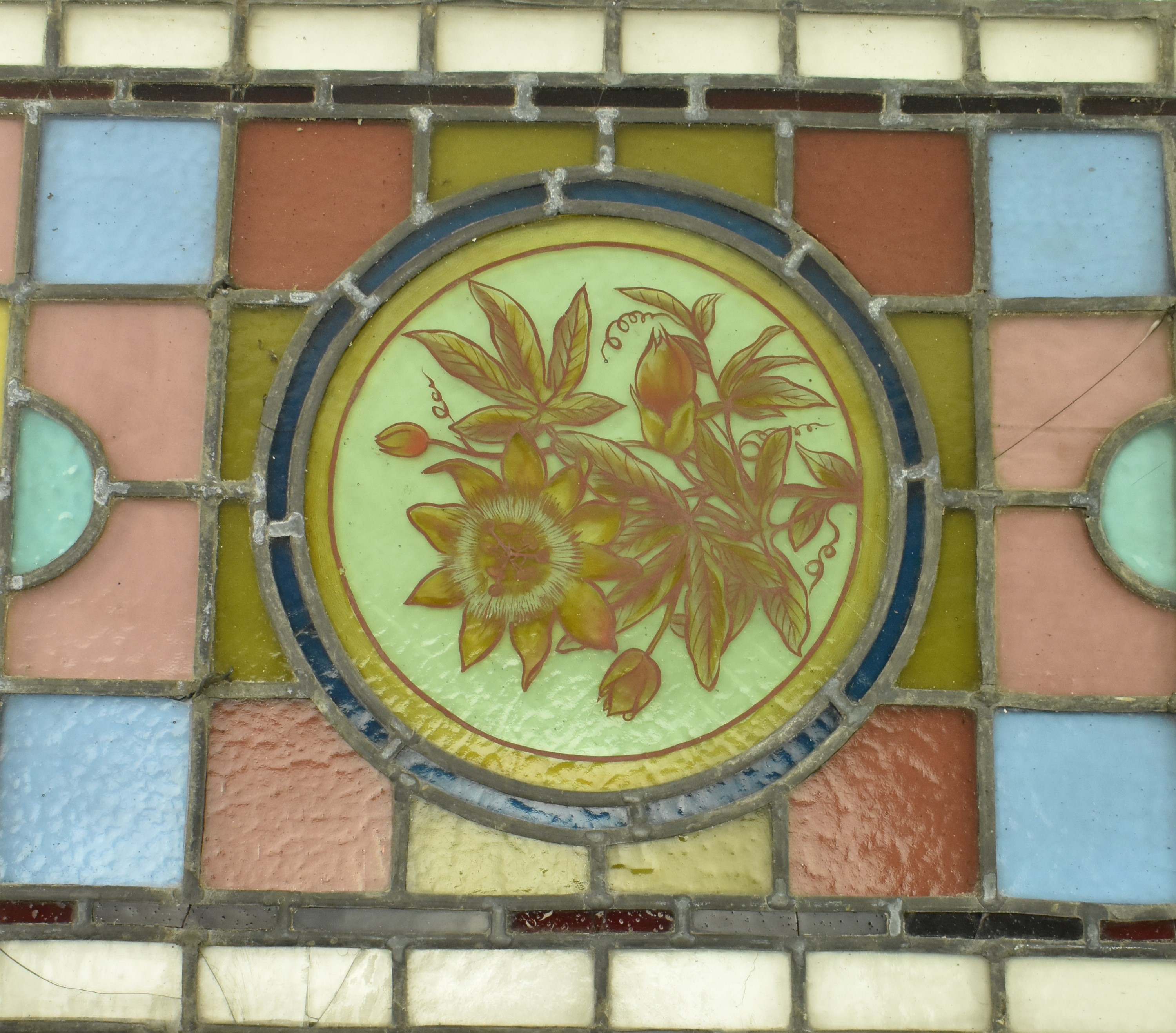 VICTORIAN COLOURED STAINED GLASS WINDOW FEATURE PANEL - Image 2 of 7