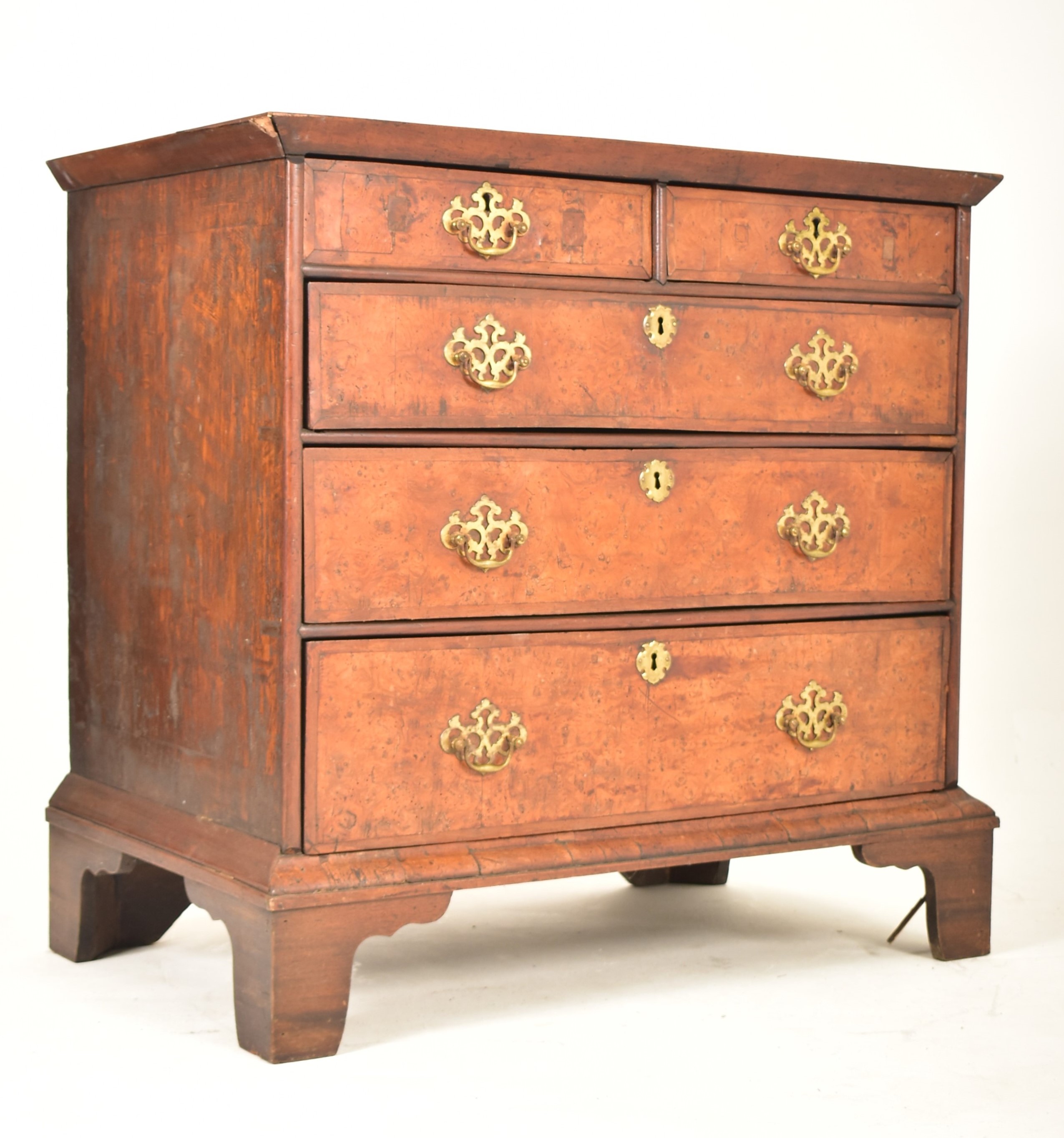 QUEEN ANNE BURR WALNUT & MAHOGANY CHEST OF DRAWERS