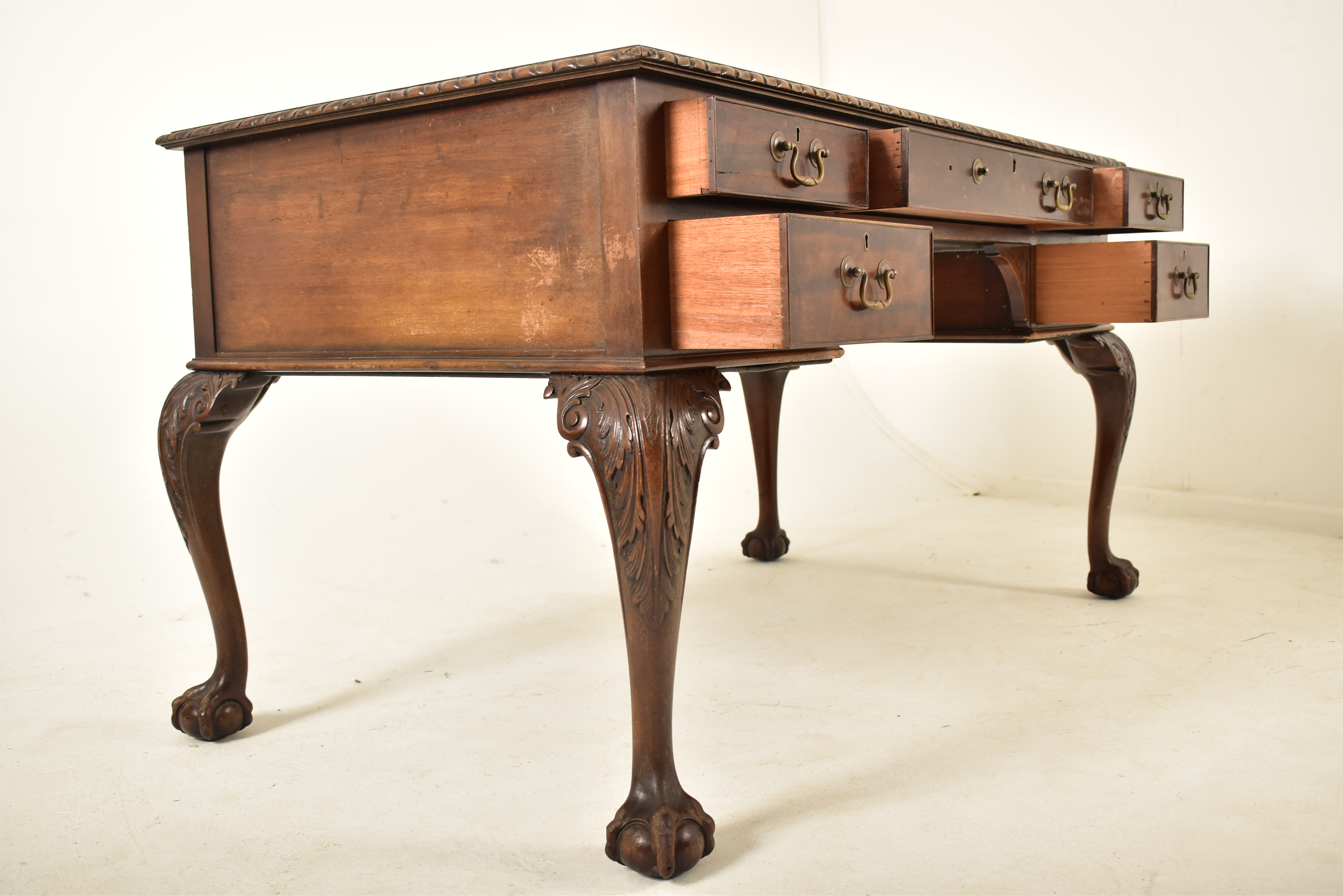 GILL & REIGATE OF LONDON - MAHOGANY PARTNERS WRITING DESK - Image 3 of 8