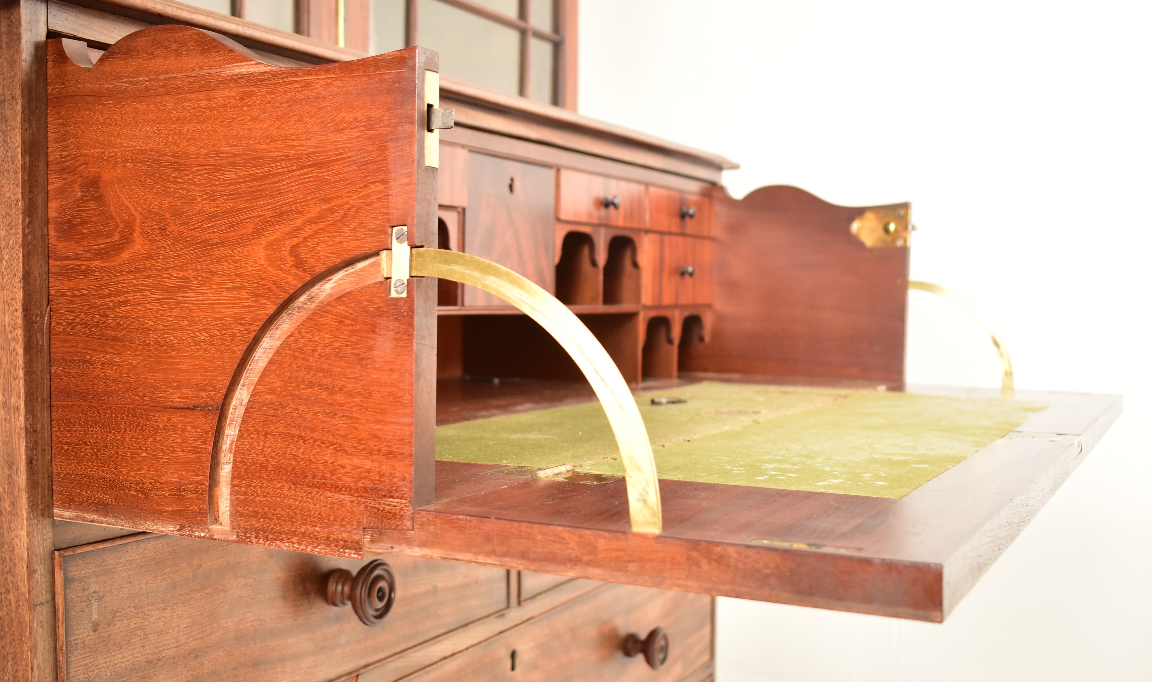 GEORGE III FLAME MAHOGANY SECRETAIRE BOOKCASE - Image 5 of 9