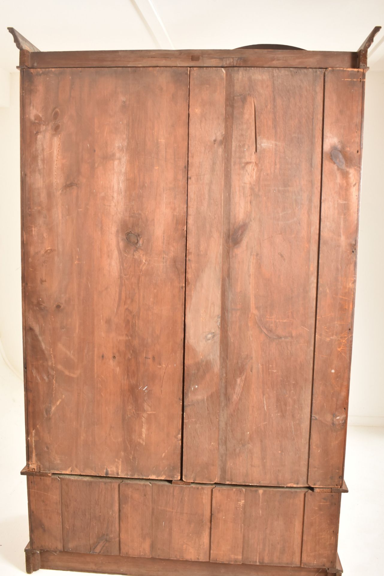 VICTORIAN ARTS & CRAFTS COMPACTUM PITCH PINE WARDROBE - Image 8 of 8