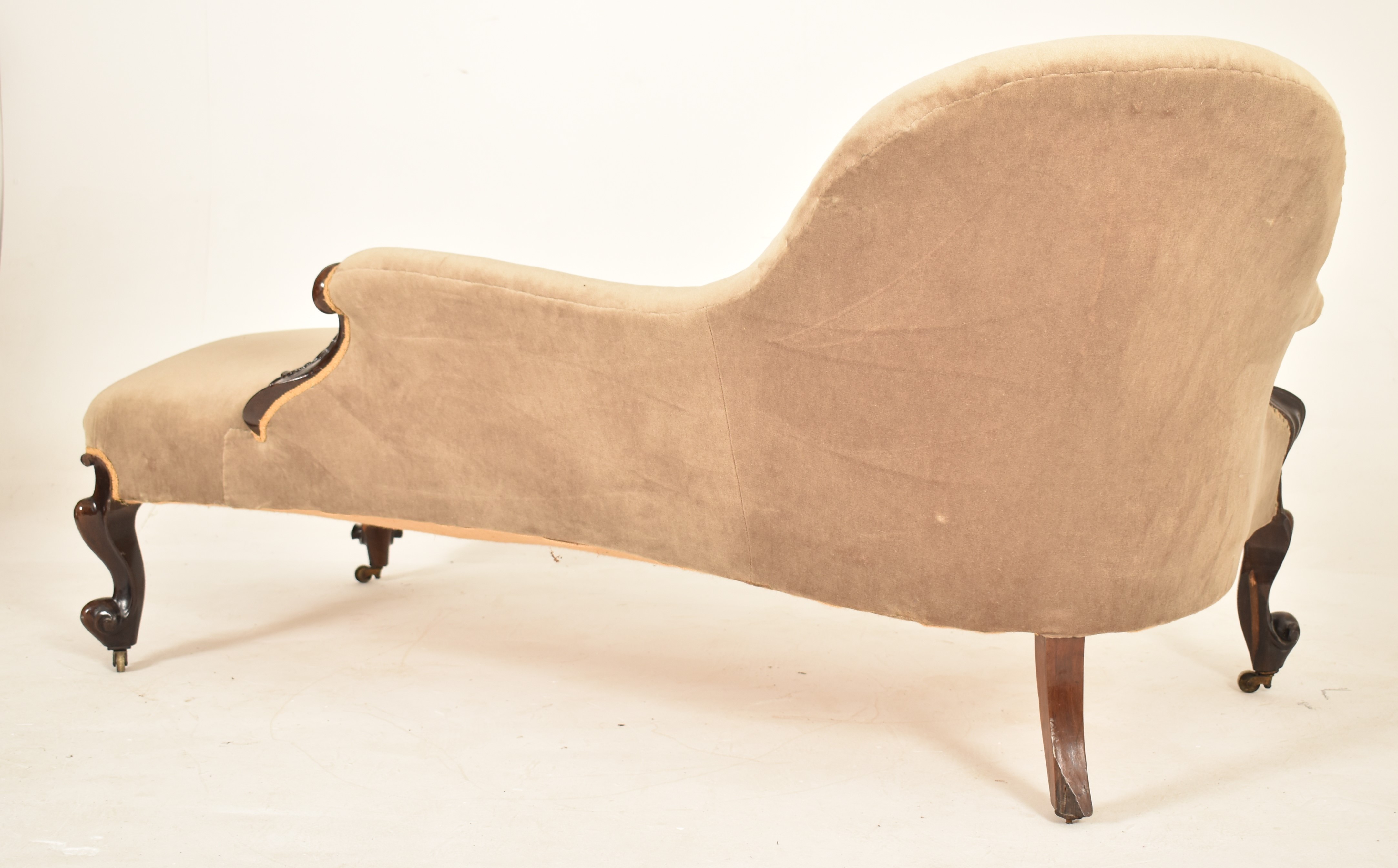 19TH CENTURY VICTORIAN CHESTERFIELD CHAISE LOUNGE - Bild 6 aus 6