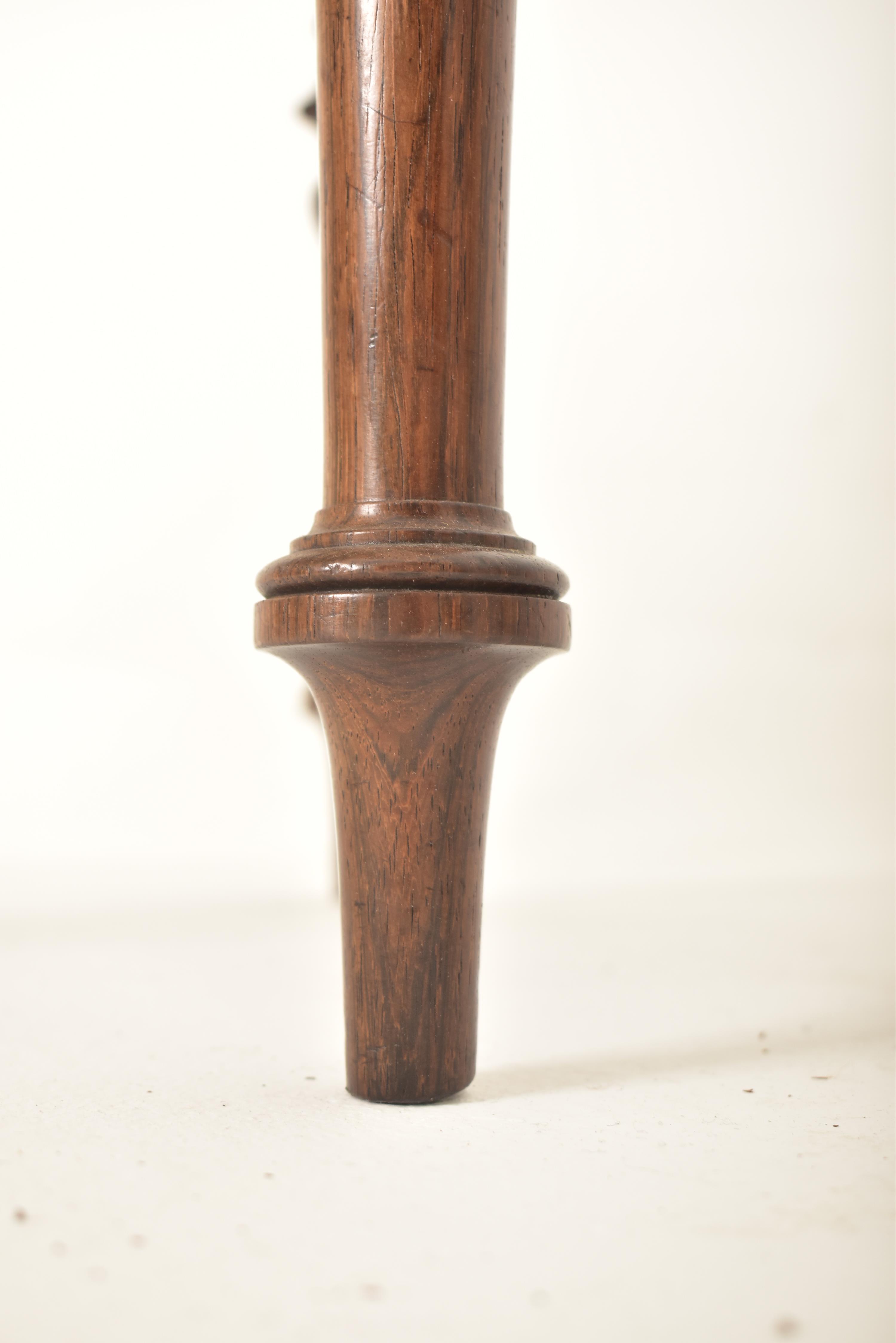 VICTORIAN MAHOGANY WIND OUT DINING TABLE & ROSEWOOD CHAIRS - Image 8 of 8