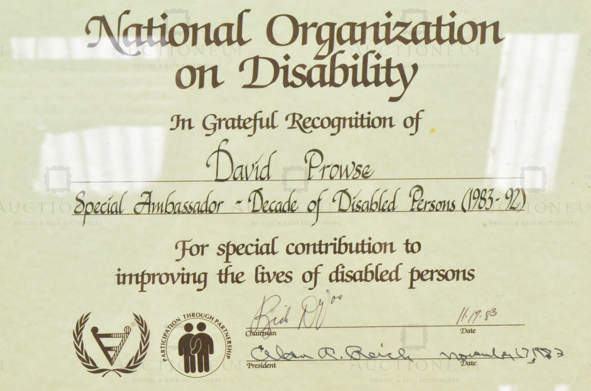 ESTATE OF DAVE PROWSE - NATIONAL ORGANIZATION ON DISABILITY AWARD - Bild 2 aus 3