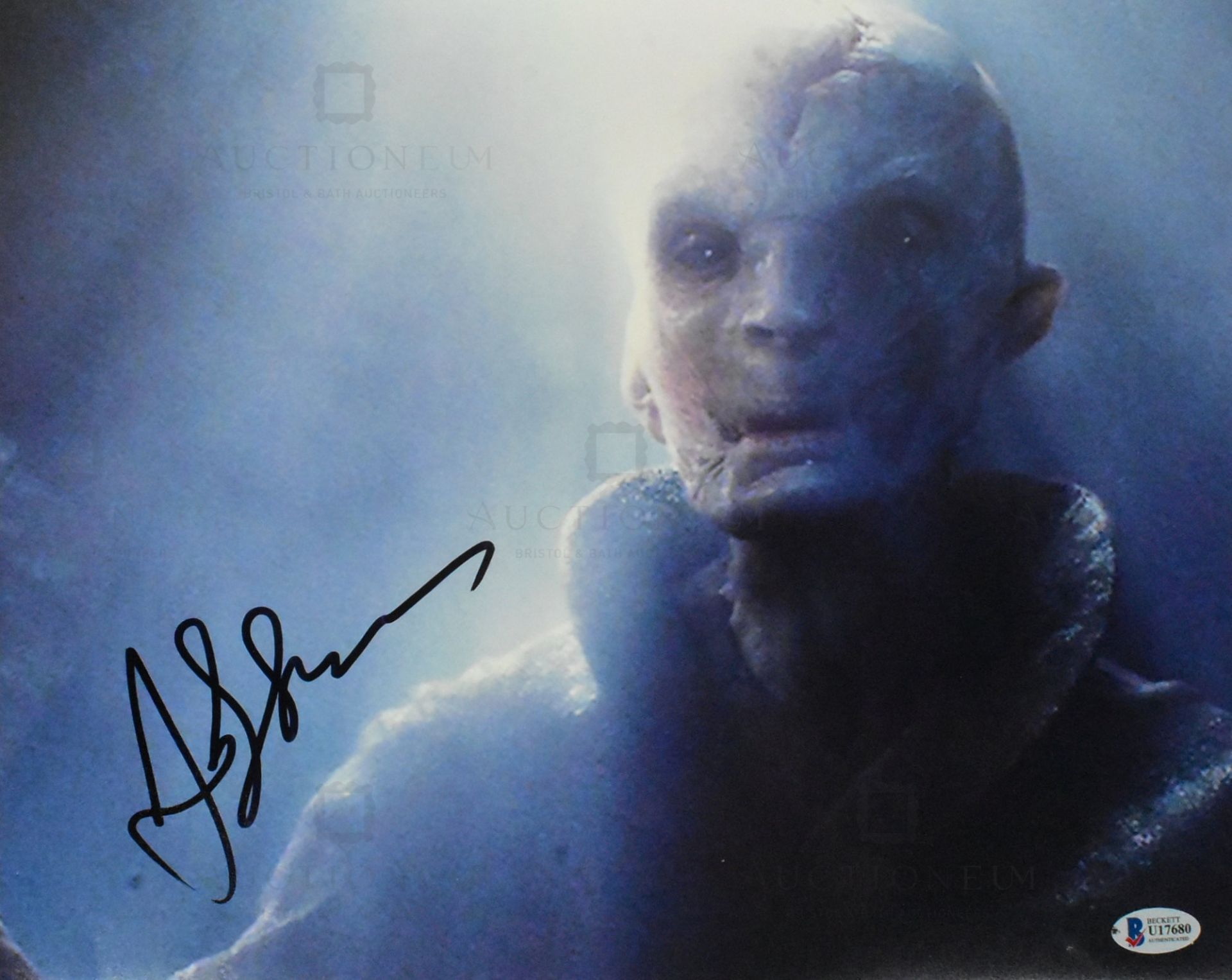 STAR WARS - ANDY SERKIS - AUTOGRAPHED 11X14" PHOTO - BECKETT