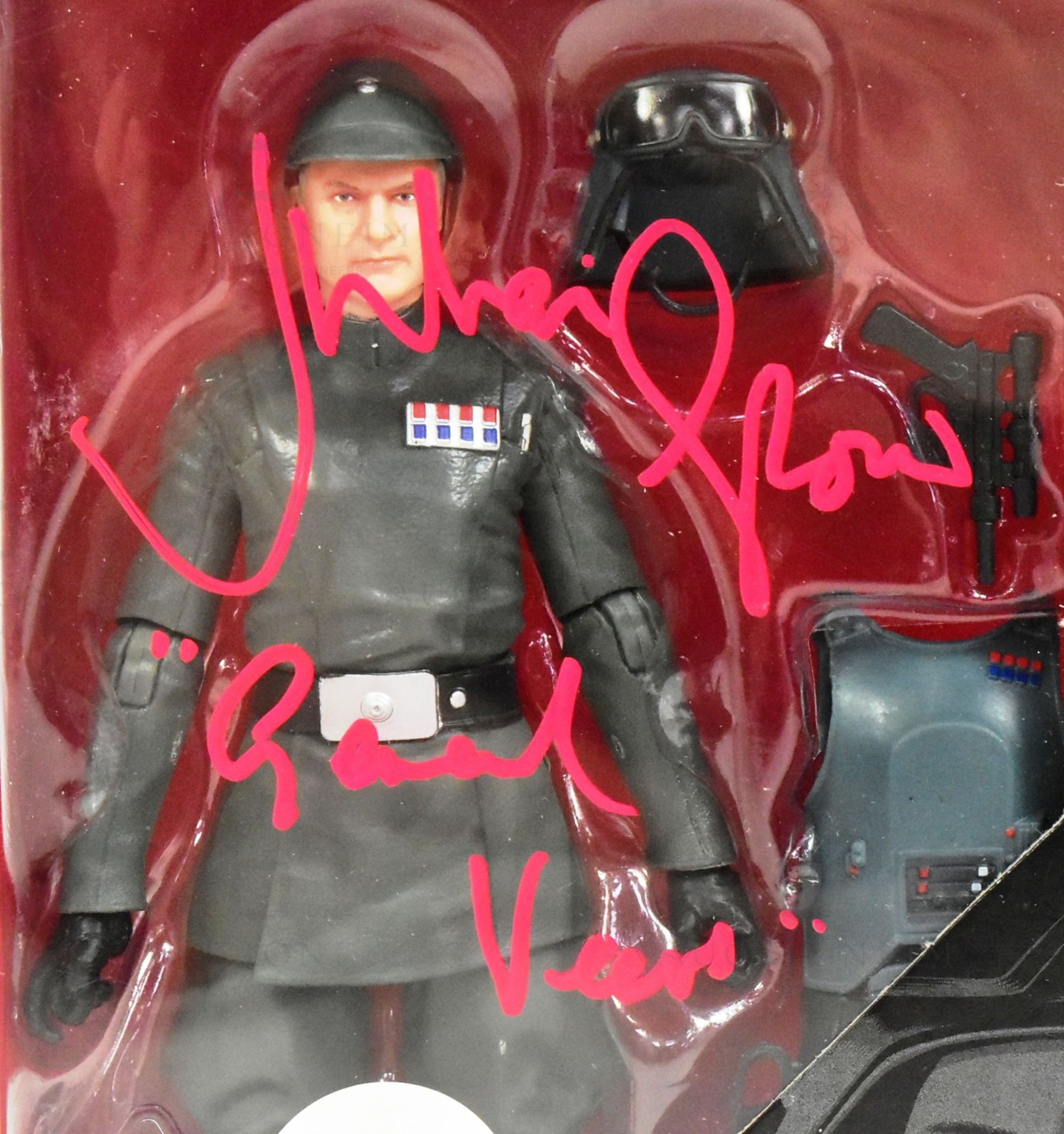 STAR WARS - JULIAN GLOVER - GENERAL VEERS SIGNED BLACK SERIES FIGURE - Image 3 of 4