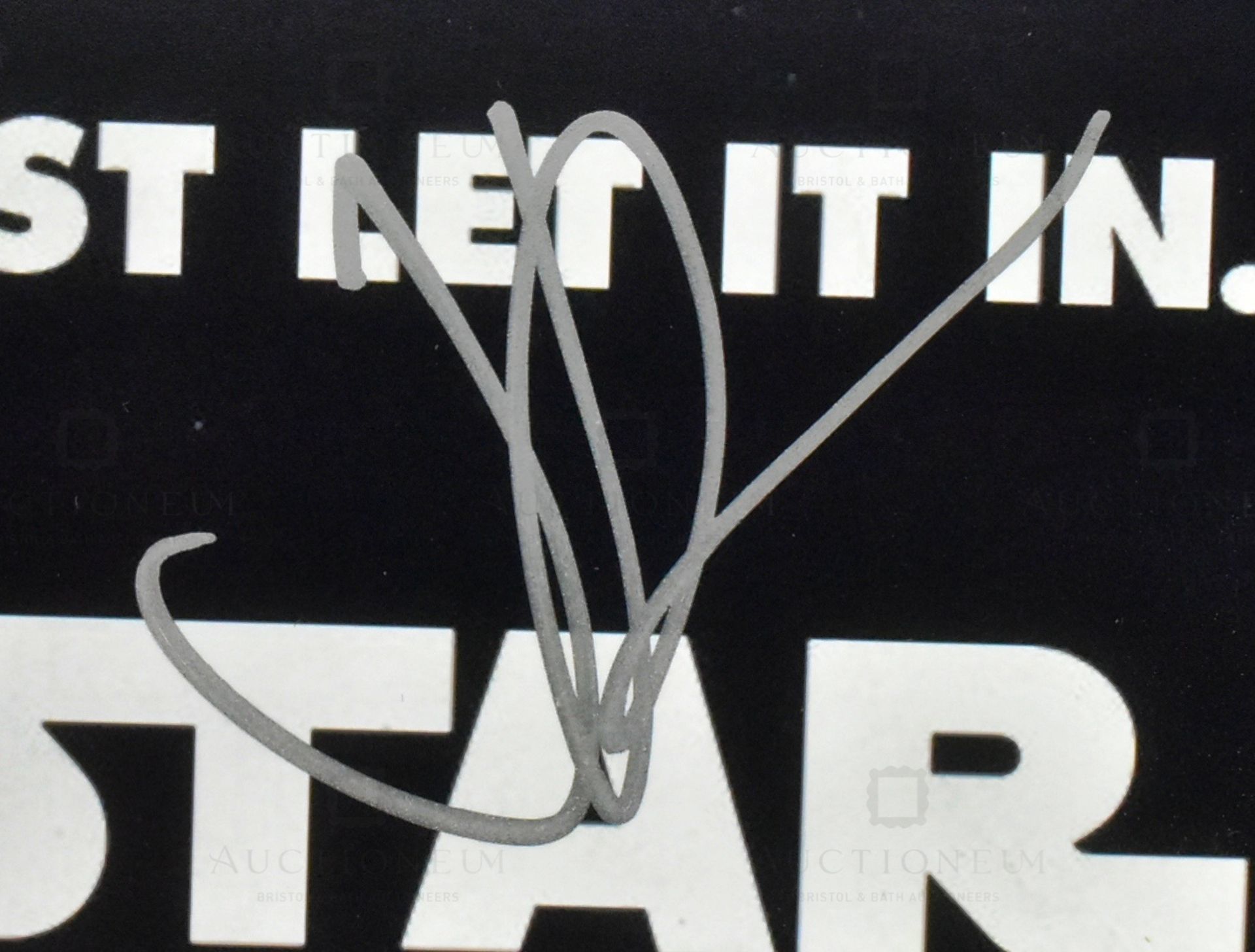 STAR WARS - JJ ABRAMS (DIRECTOR) - AUTOGRAPHED 8X10" PHOTO - BECKETT - Image 2 of 2