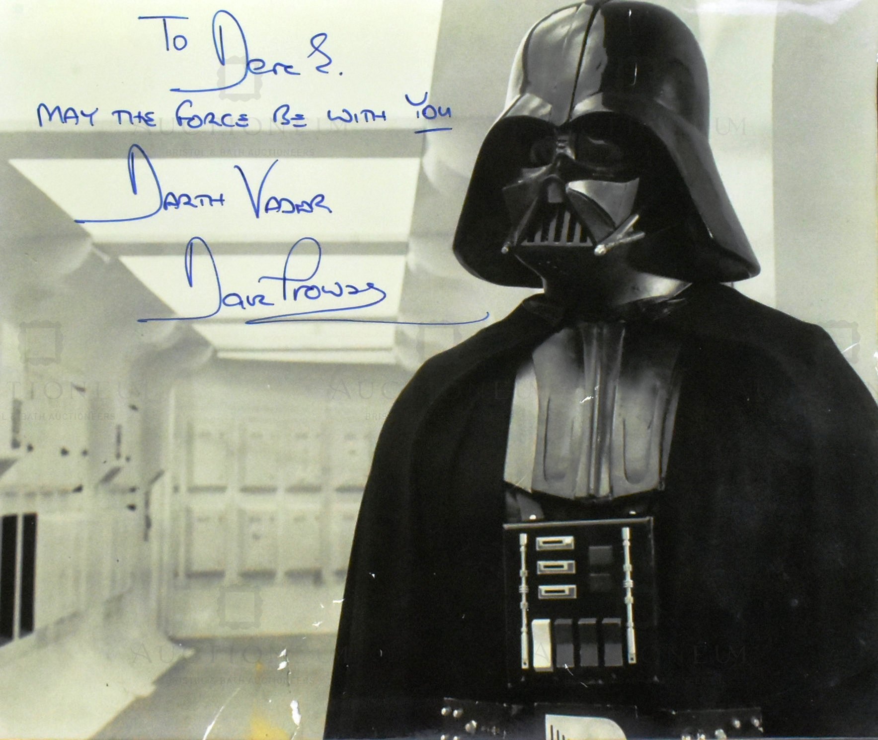 STAR WARS - DAVE PROWSE (D.2020) - AUTOGRAPHED PHOTO TO ASST. DIRECTOR