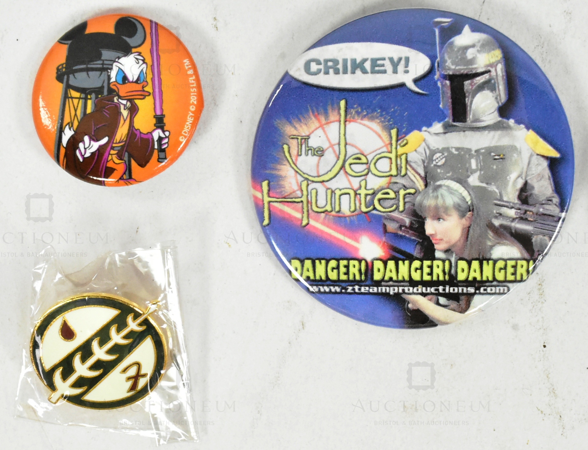 ESTATE OF JEREMY BULLOCH - STAR WARS - PIN BADGES - Image 5 of 5