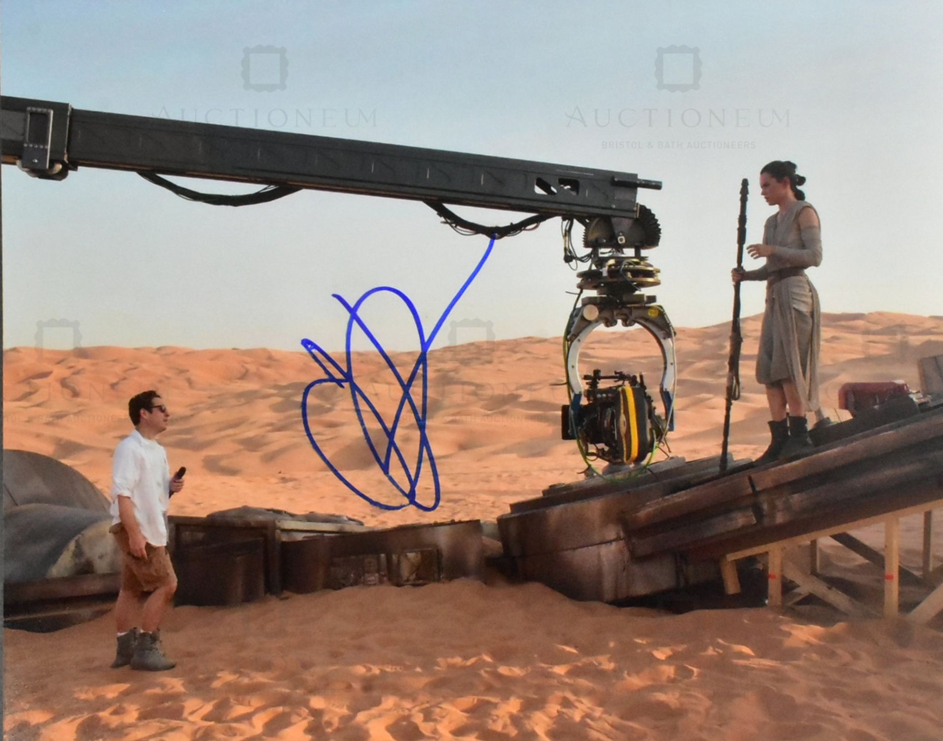 STAR WARS - JJ ABRAMS - DIRECTOR - SIGNED 8X10" PHOTO - ACOA