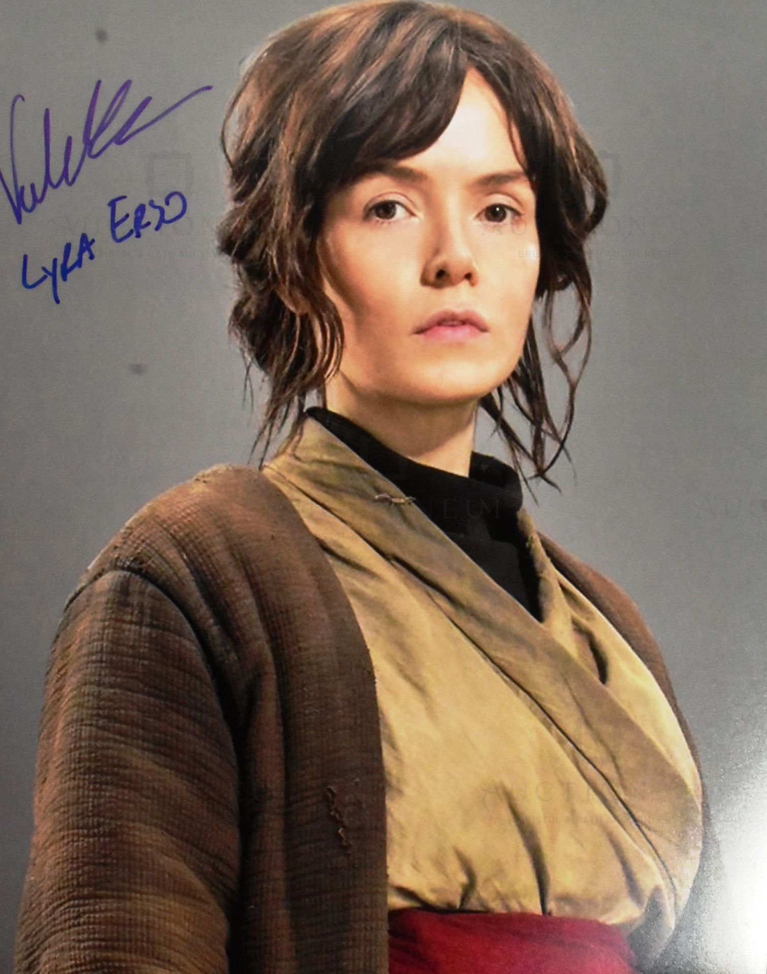STAR WARS - ROGUE ONE / DISNEY TRILOGY - COLLECTION OF AUTOGRAPHS - Image 6 of 7