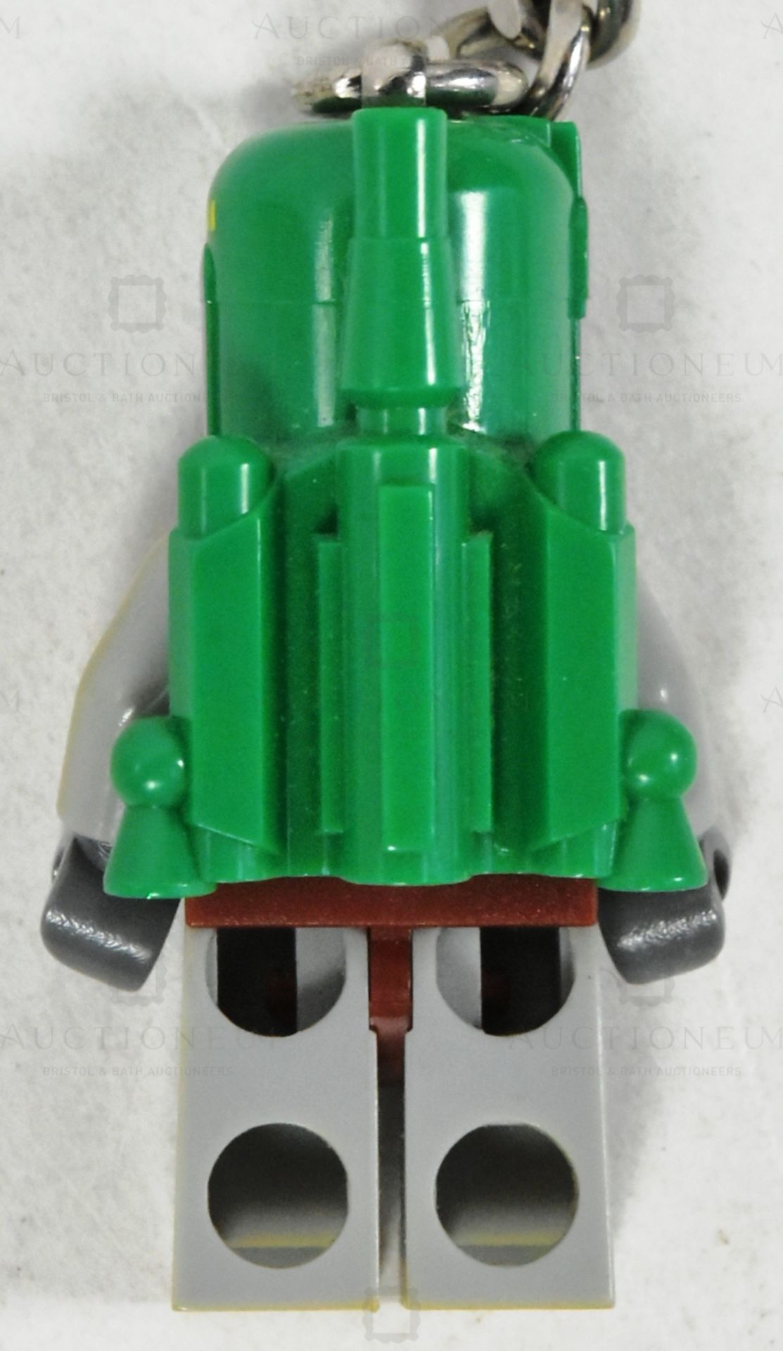 ESTATE OF JEREMY BULLOCH - STAR WARS - LEGO BOBA FETT KEYRING - Bild 3 aus 4