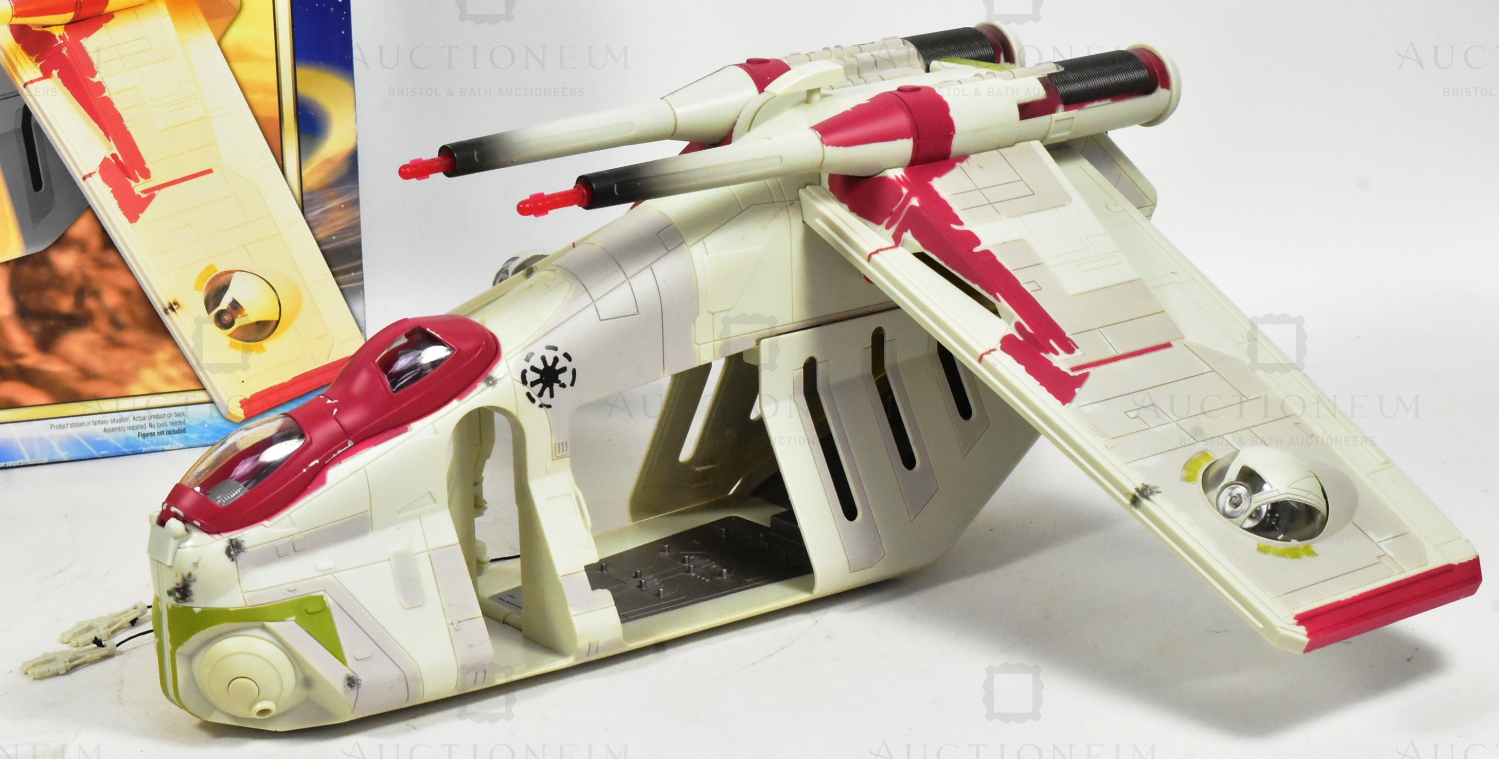 STAR WARS - ATTACK OF THE CLONES - REPUBLIC GUNSHIP PLAYSET - Image 2 of 5