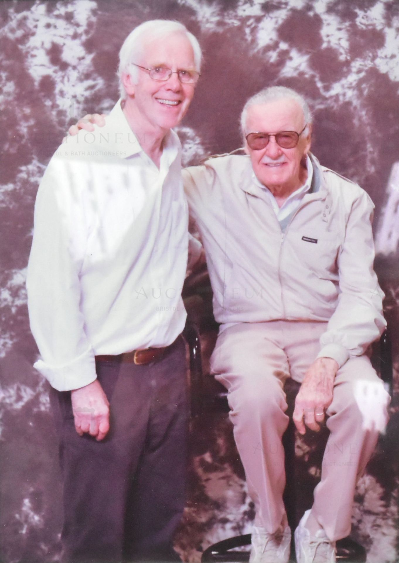 ESTATE OF JEREMY BULLOCH - STAN LEE (MARVEL) - PERSONAL PHOTOGRAPH - Image 2 of 2