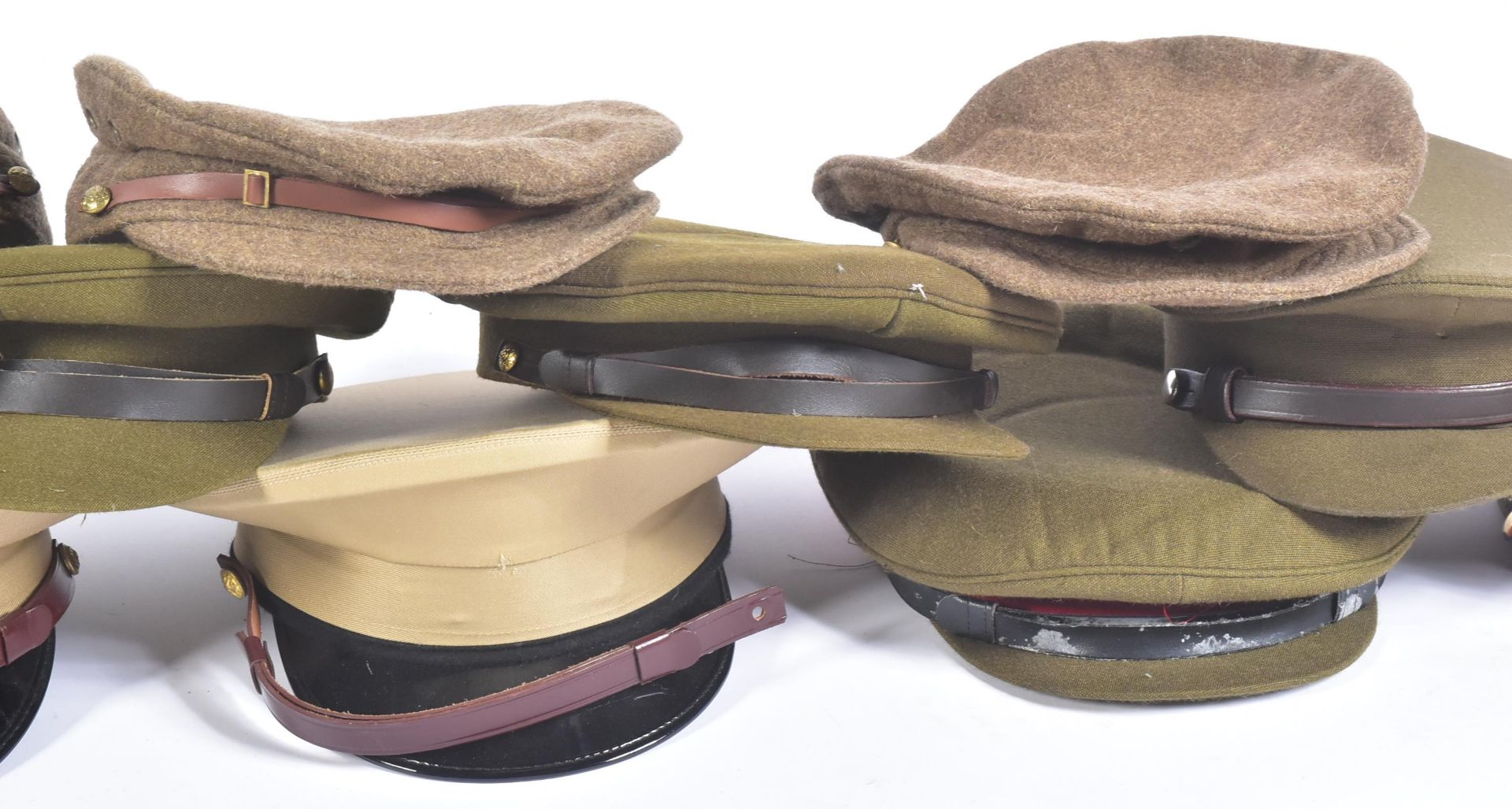 COLLECTION OF UNBADGED MILITARY PEAKED CAPS - Image 4 of 6