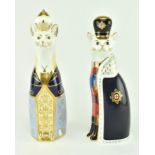 ROYAL CROWN DERBY - ROYAL CAT WILLIAM & CATHERINE PAPERWEIGHTS