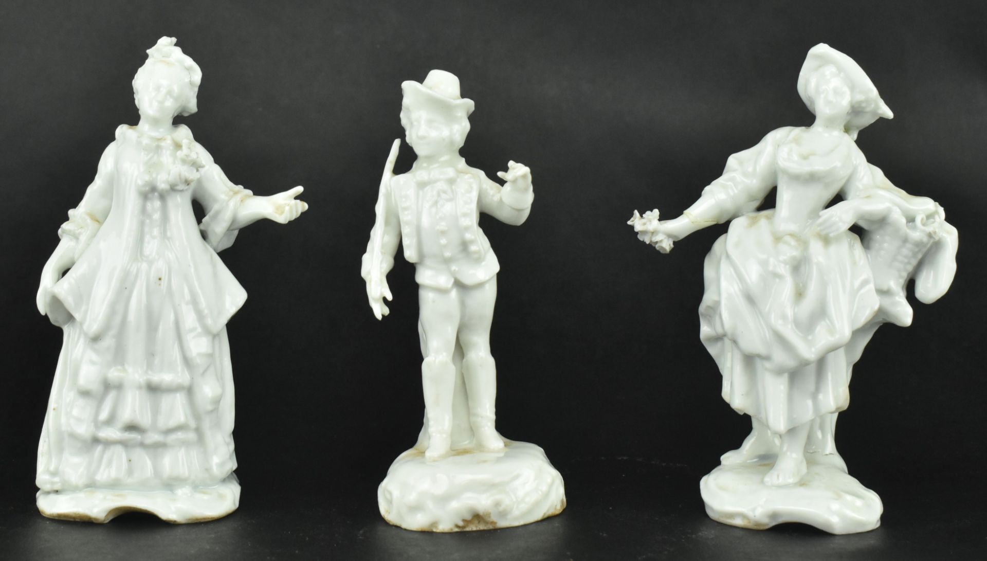 ITALIAN 19TH CENTURY CAPODIMONTE WHITE GLAZED FIGURINES