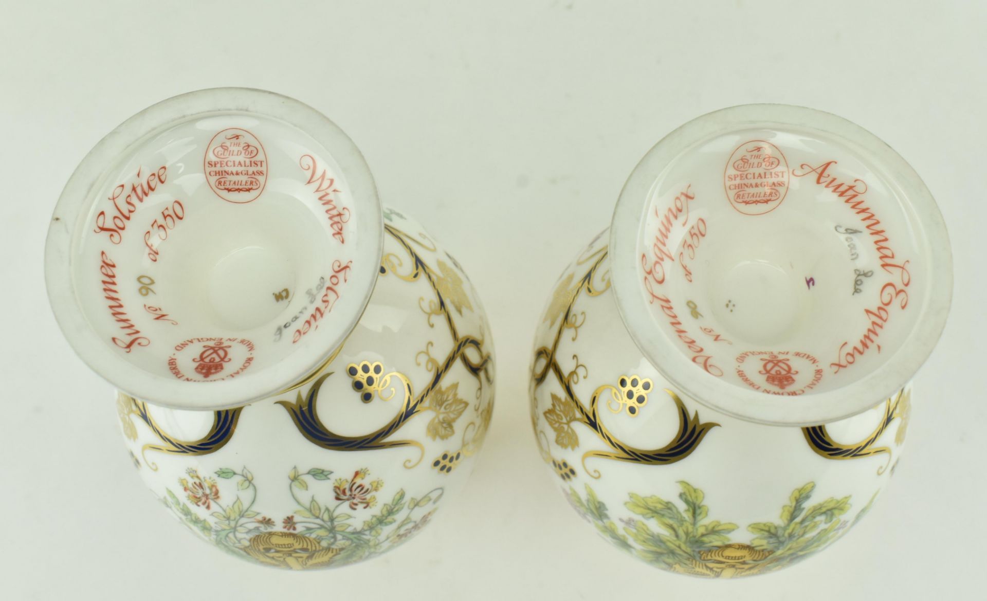 PAIR OF CONTEMPORARY ROYAL CROWN DERBY URNS / VASES - Image 7 of 7